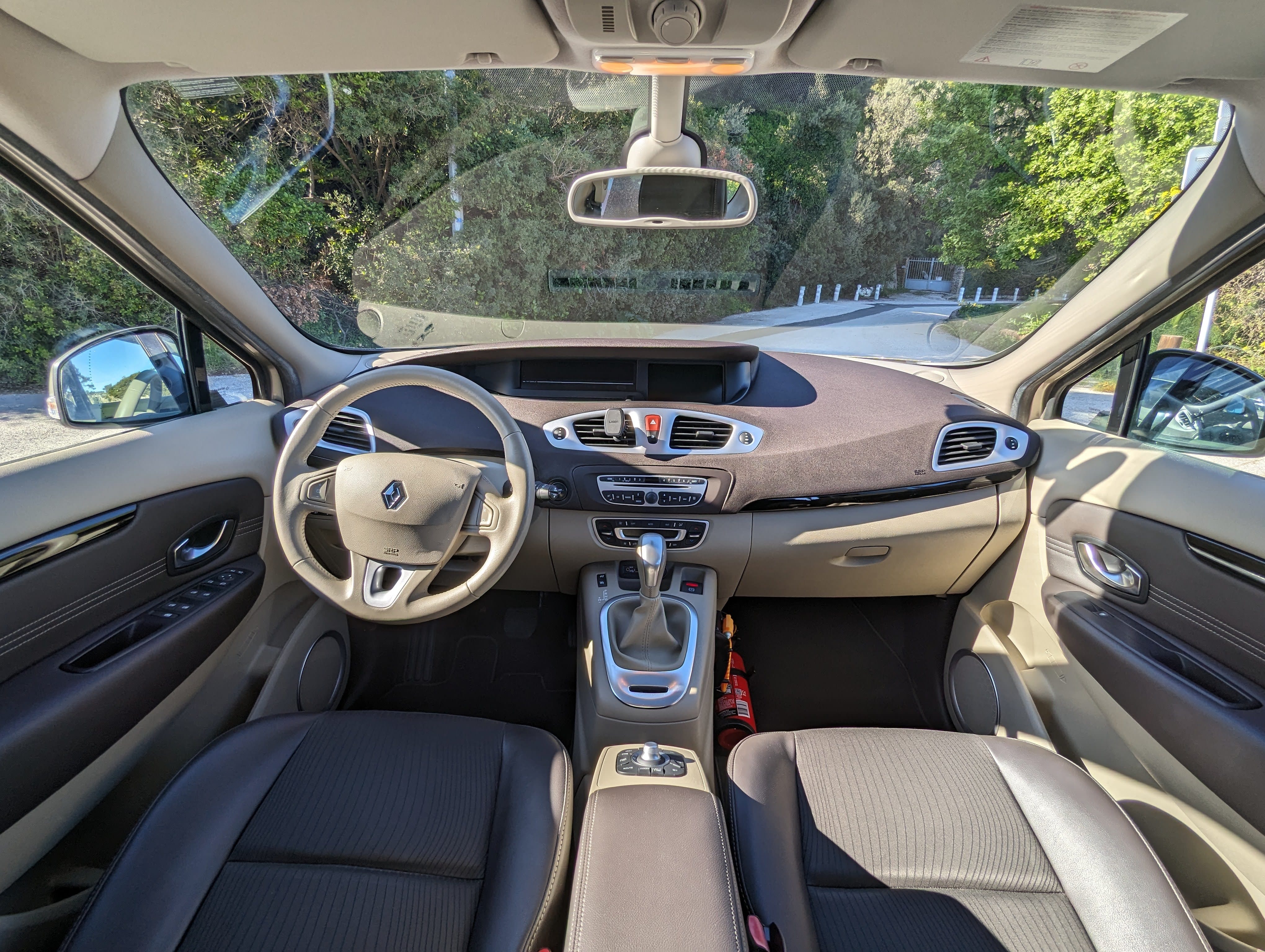 Renault Grand Scenic Automatique avec Régulateur de vitesse
