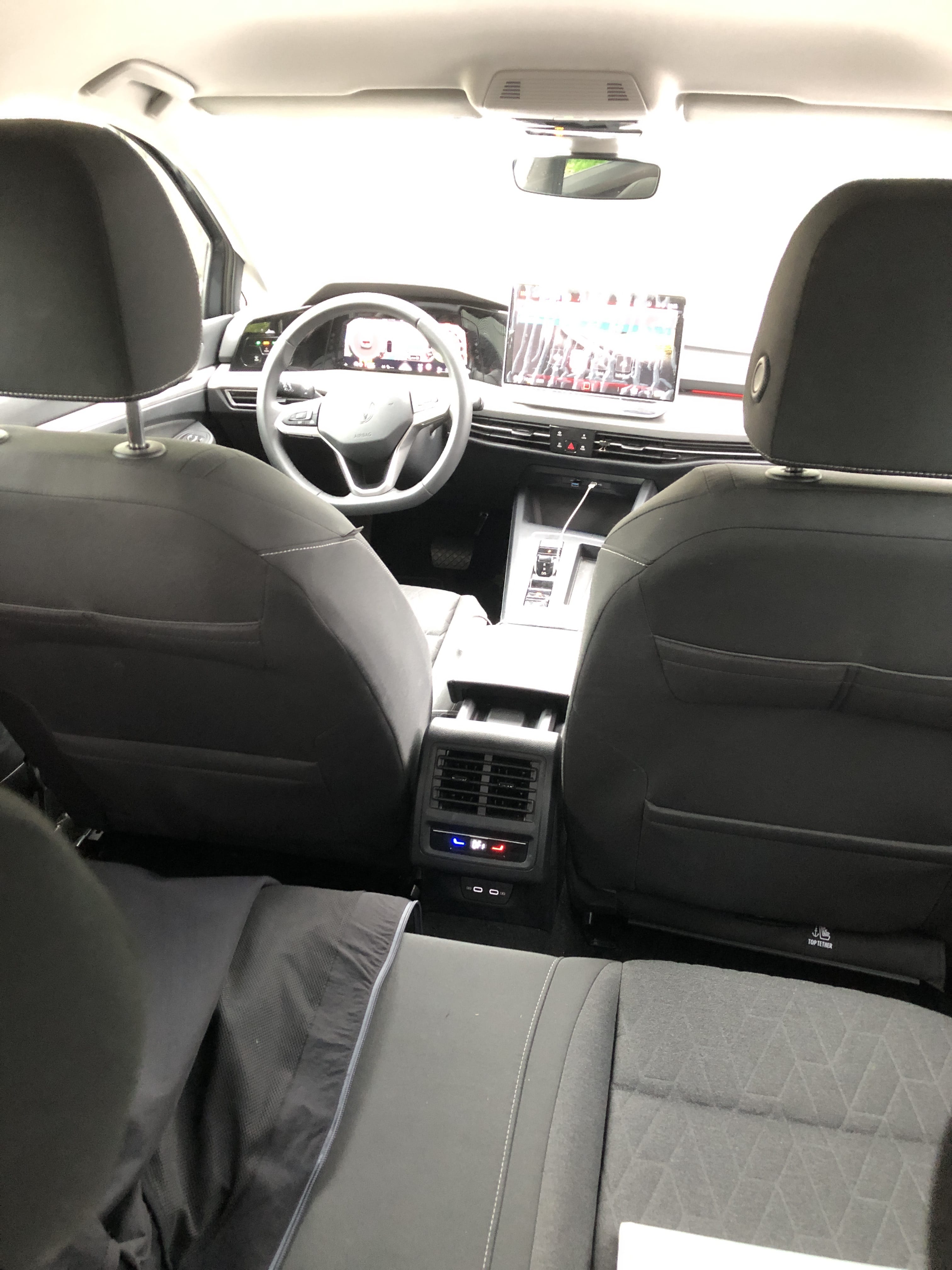 Volkswagen Golf avec GPS