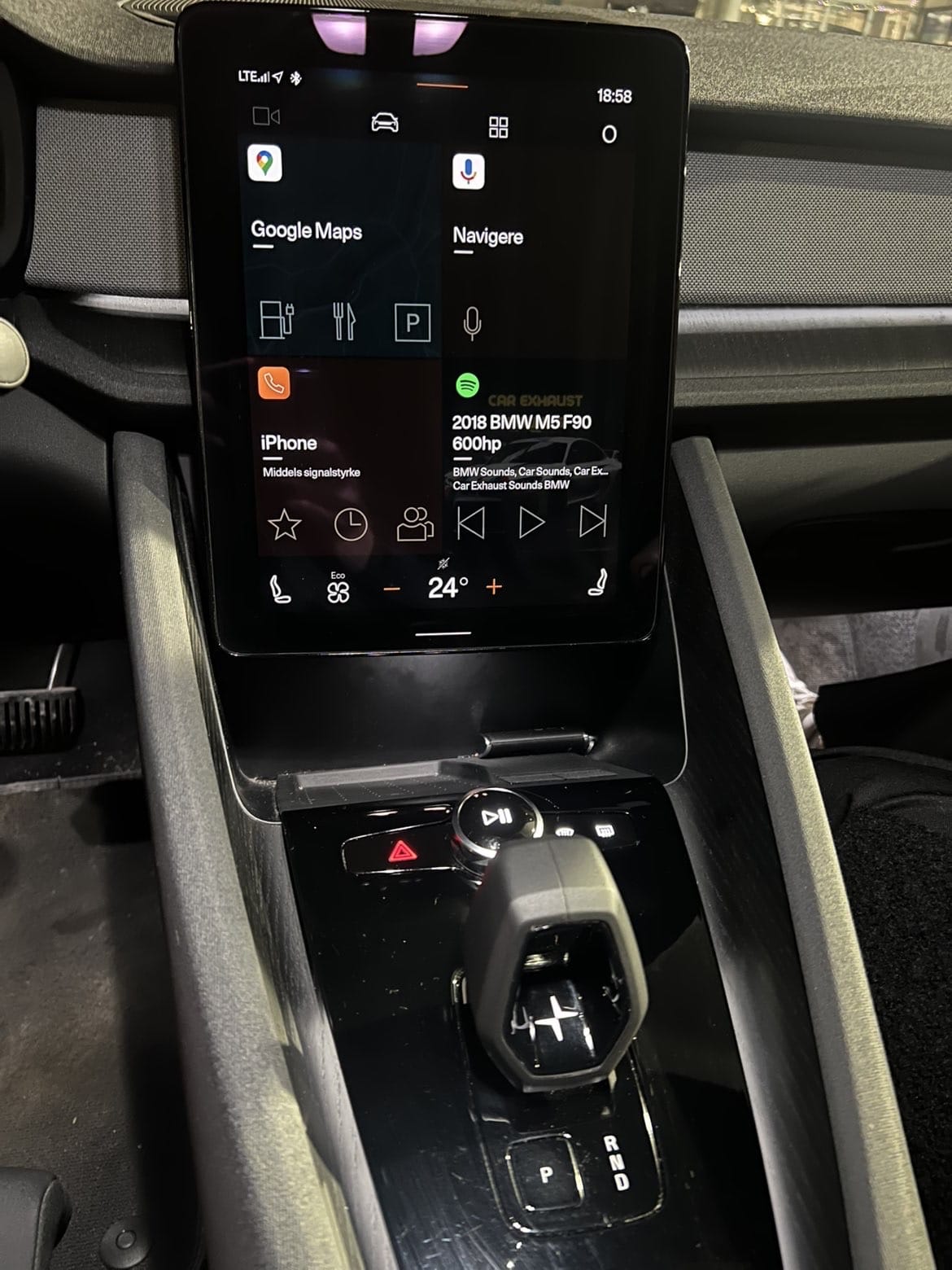 Polestar  2 Standard Range Single Motor mit Navigationsgerät