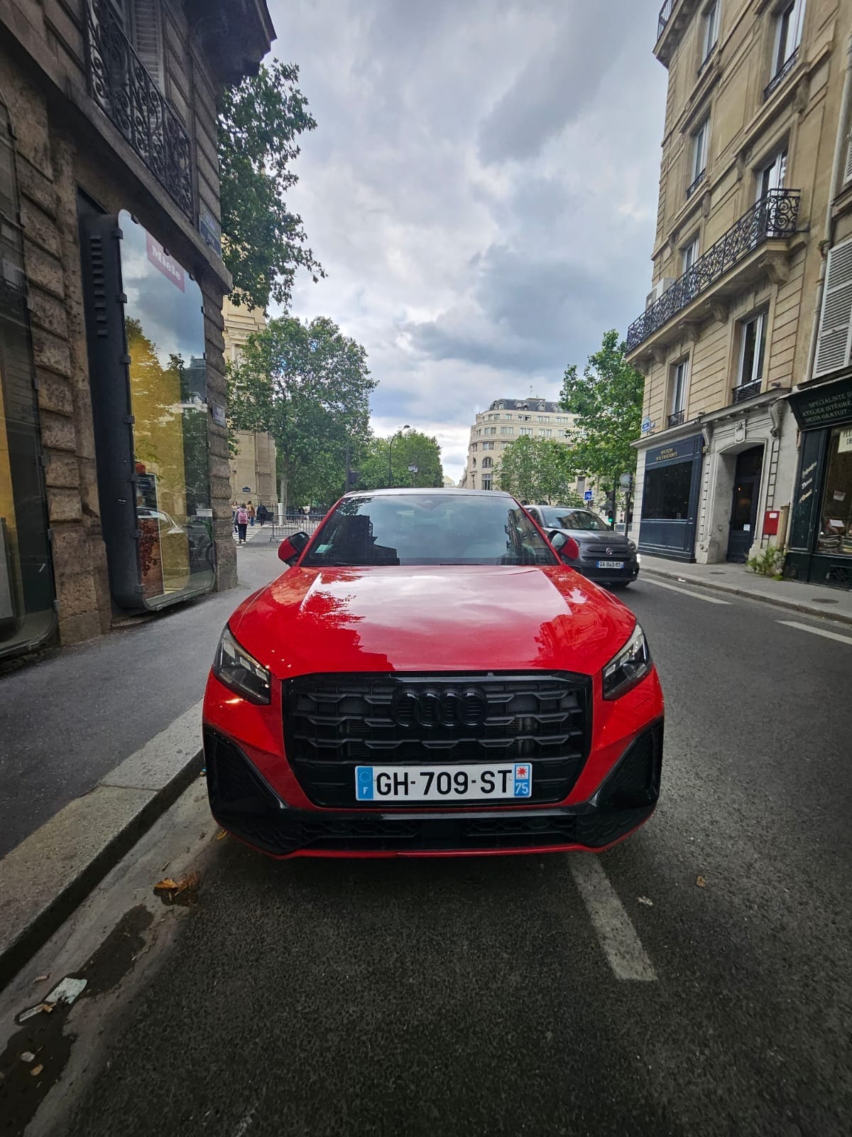 Audi Q2 2L 150 Q2s boite auto séquentiel, toit ouvrant panoramique, siège électrique, toute option avec Audio Bluetooth