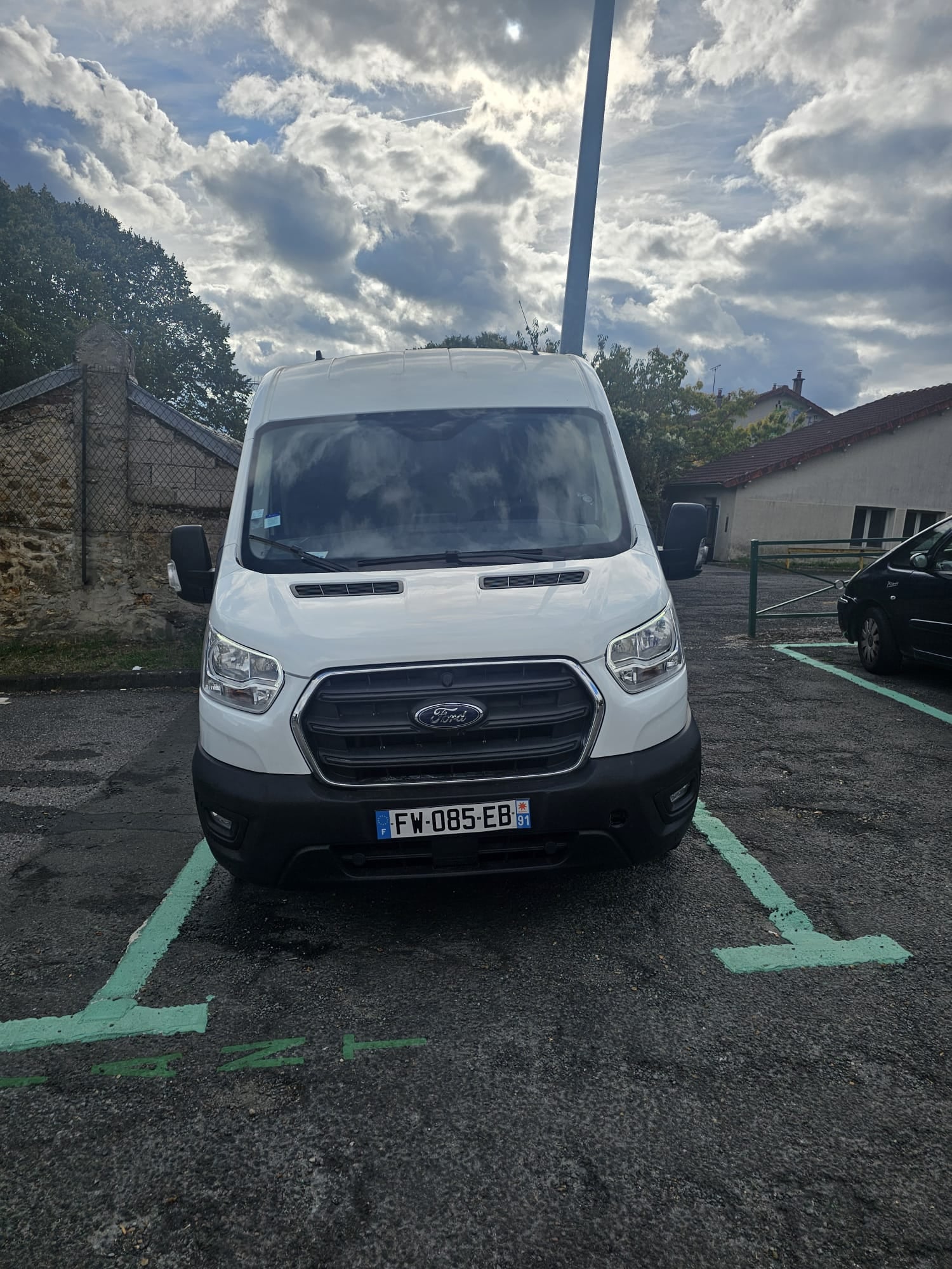 Ford Transit Fourgon avec Port USB