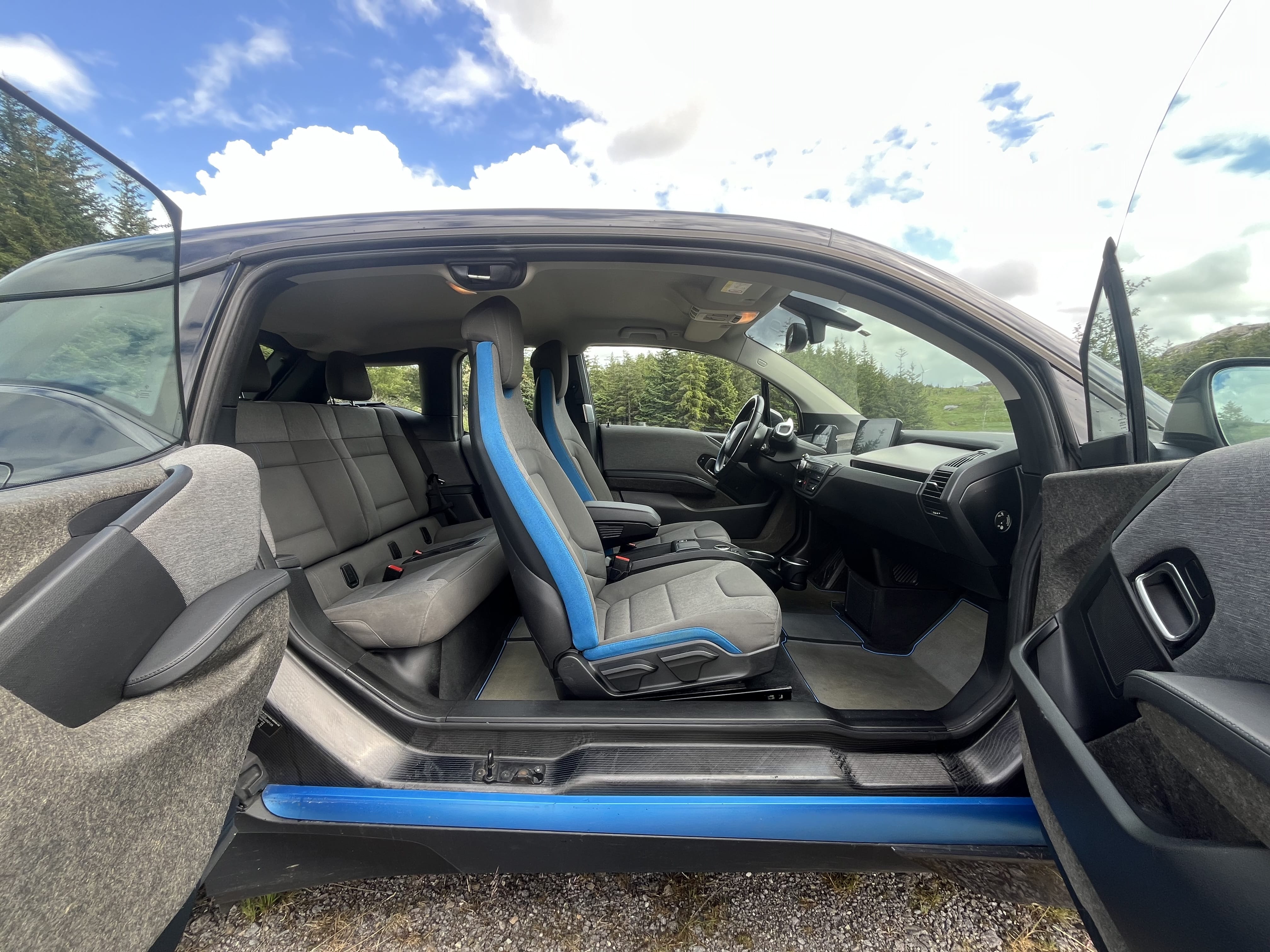 BMW i3 with Audio / iPod input