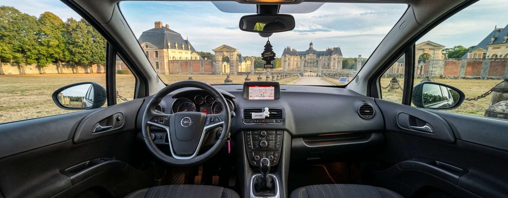 Opel Meriva  Économique, pratique et confortable avec Régulateur de vitesse