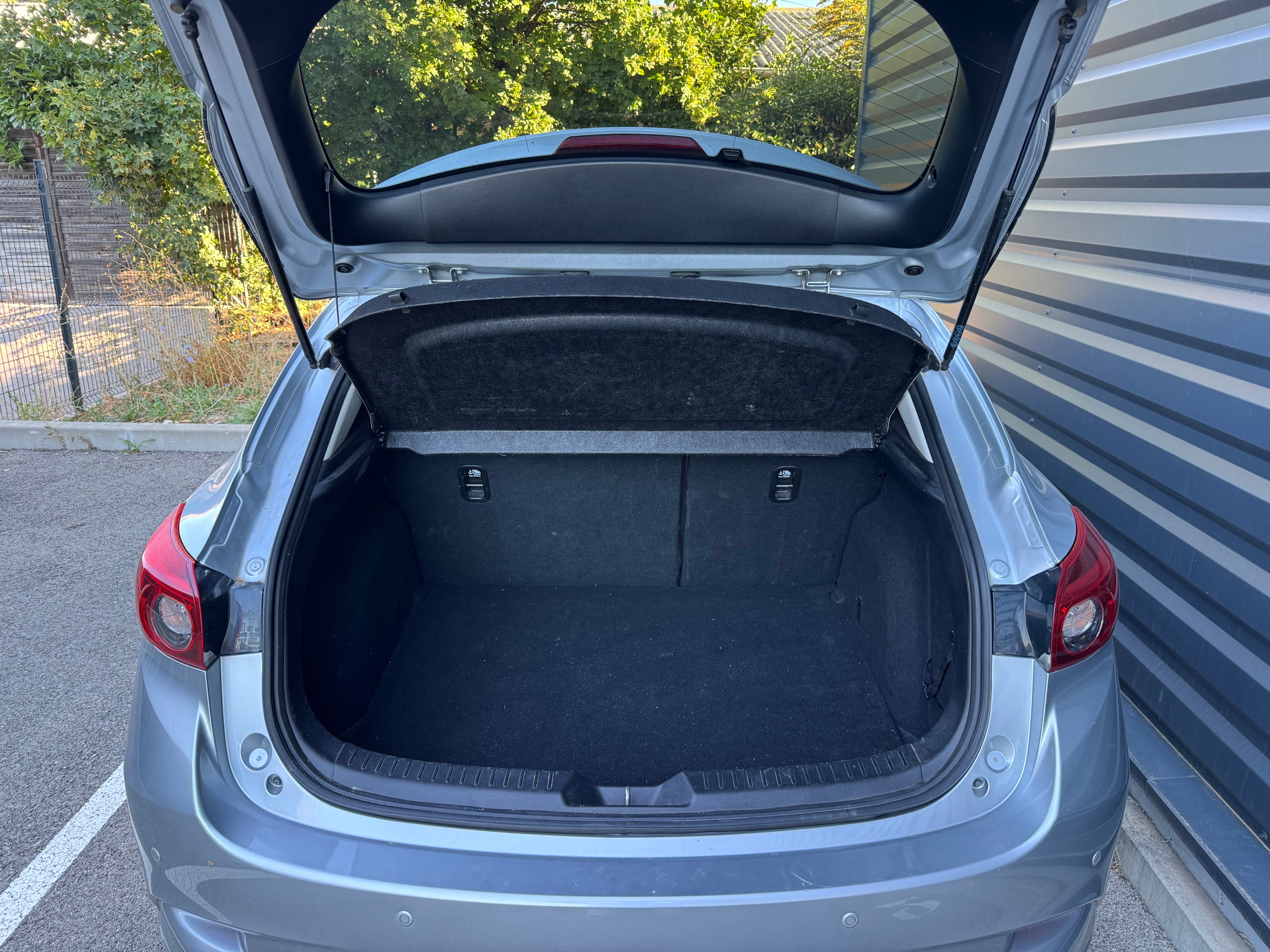 Mazda 3 2.0 avec Régulateur de vitesse