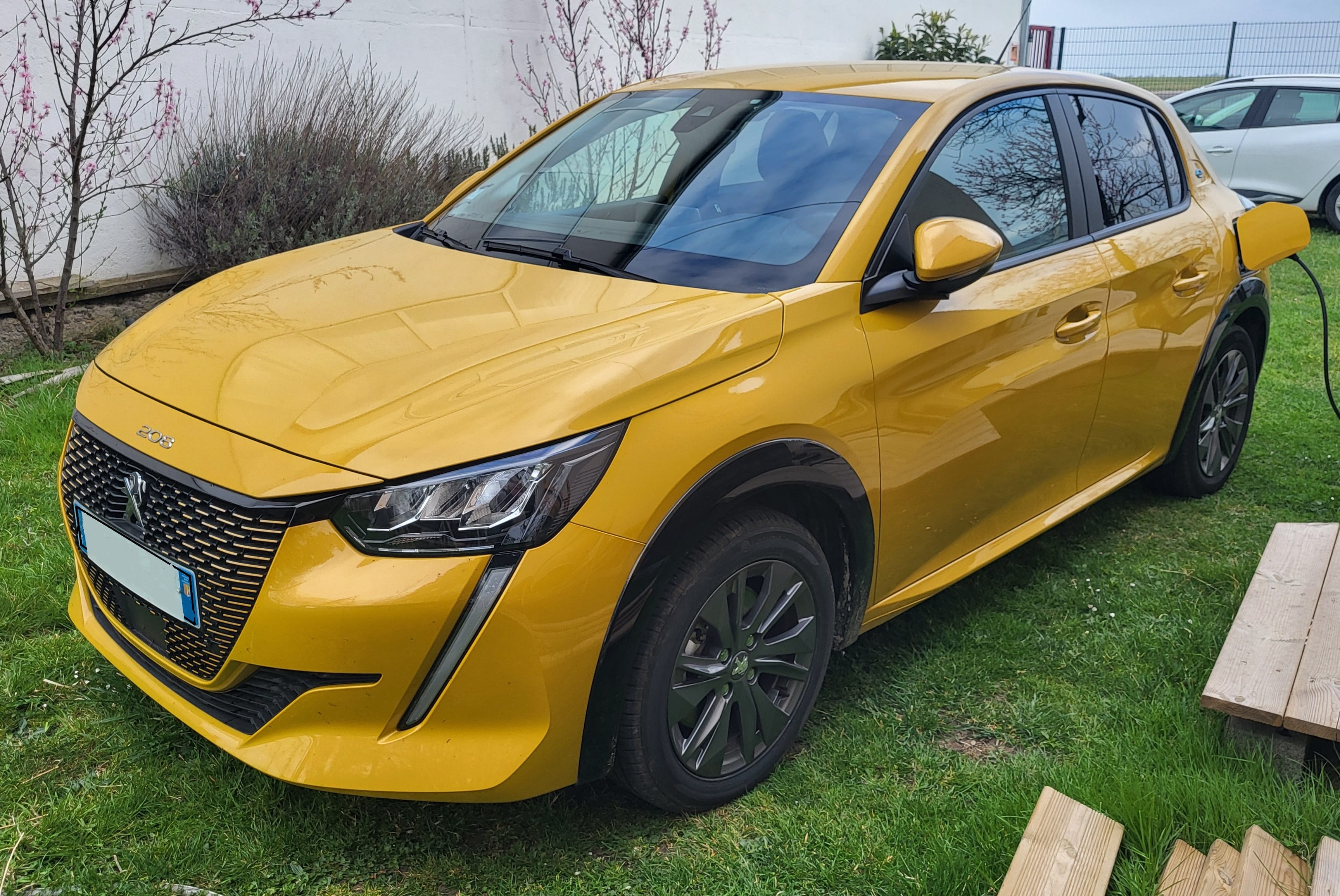 Peugeot e-208 Style avec Climatisation