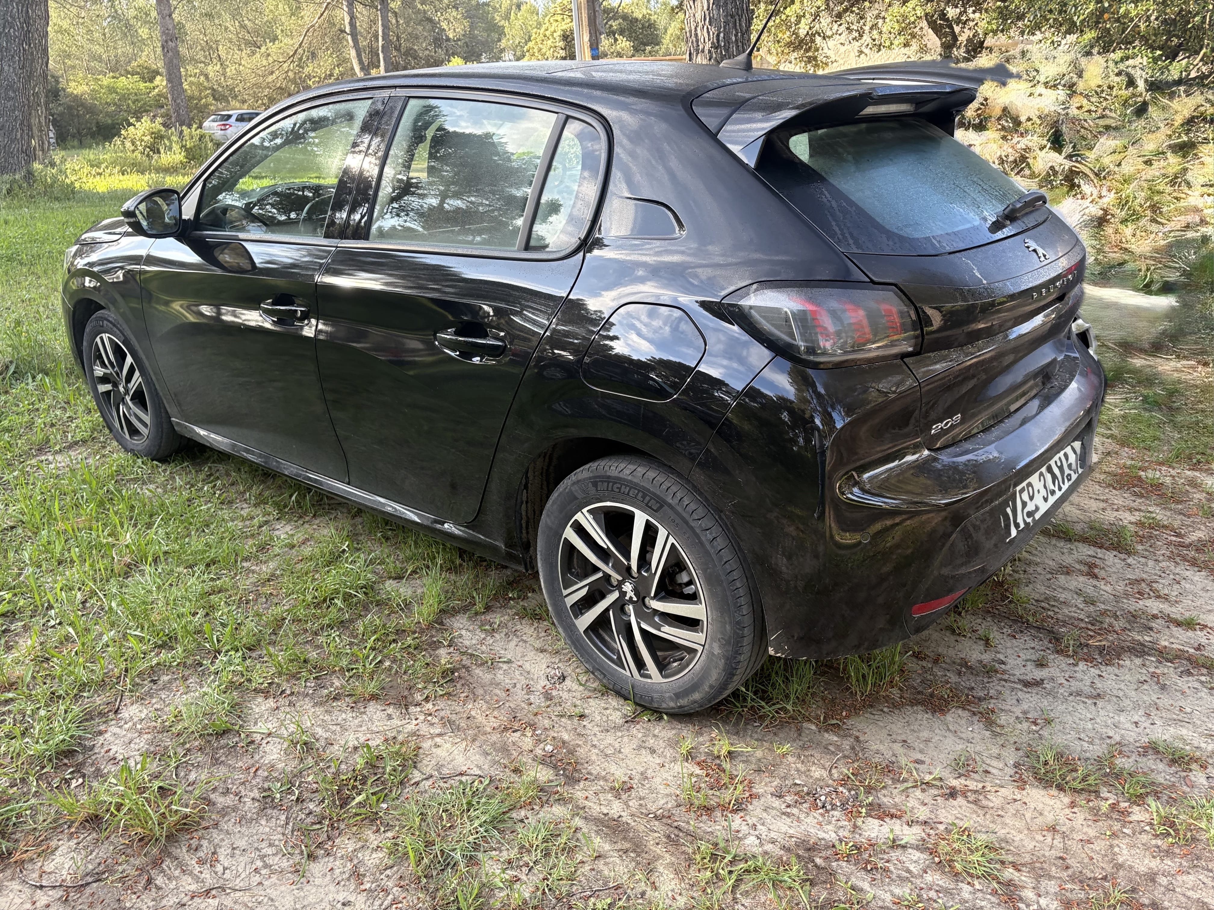 Peugeot 208 avec Caméra de recul