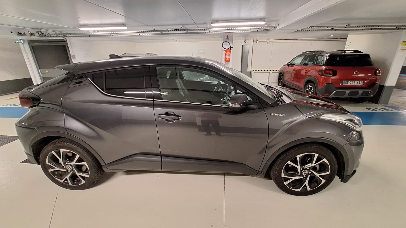 Toyota C-HR Hybrid avec GPS