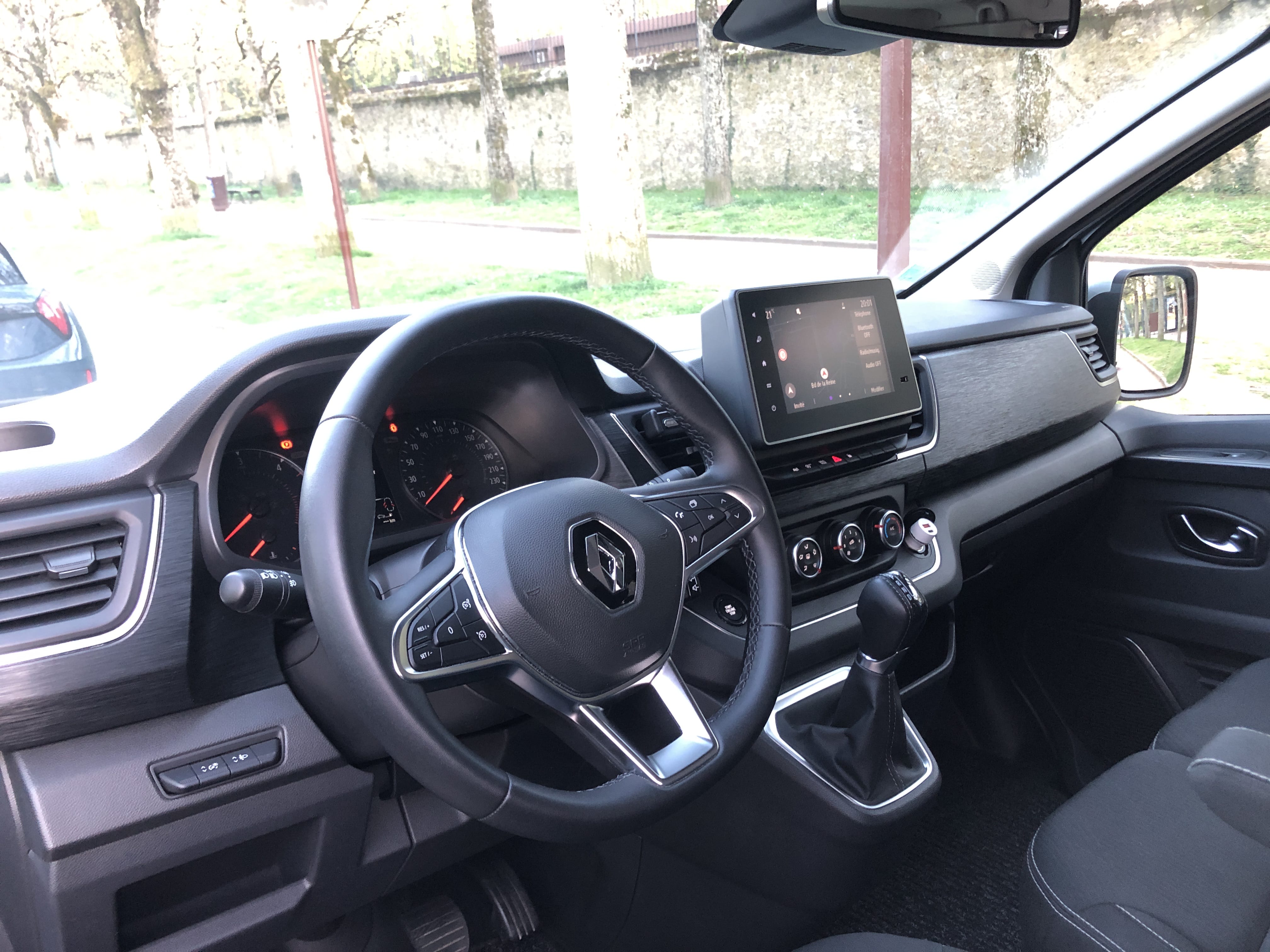 Renault Trafic Passenger Automatic avec GPS