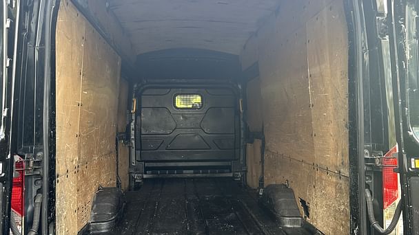 Ford Transit AWD med Apple CarPlay