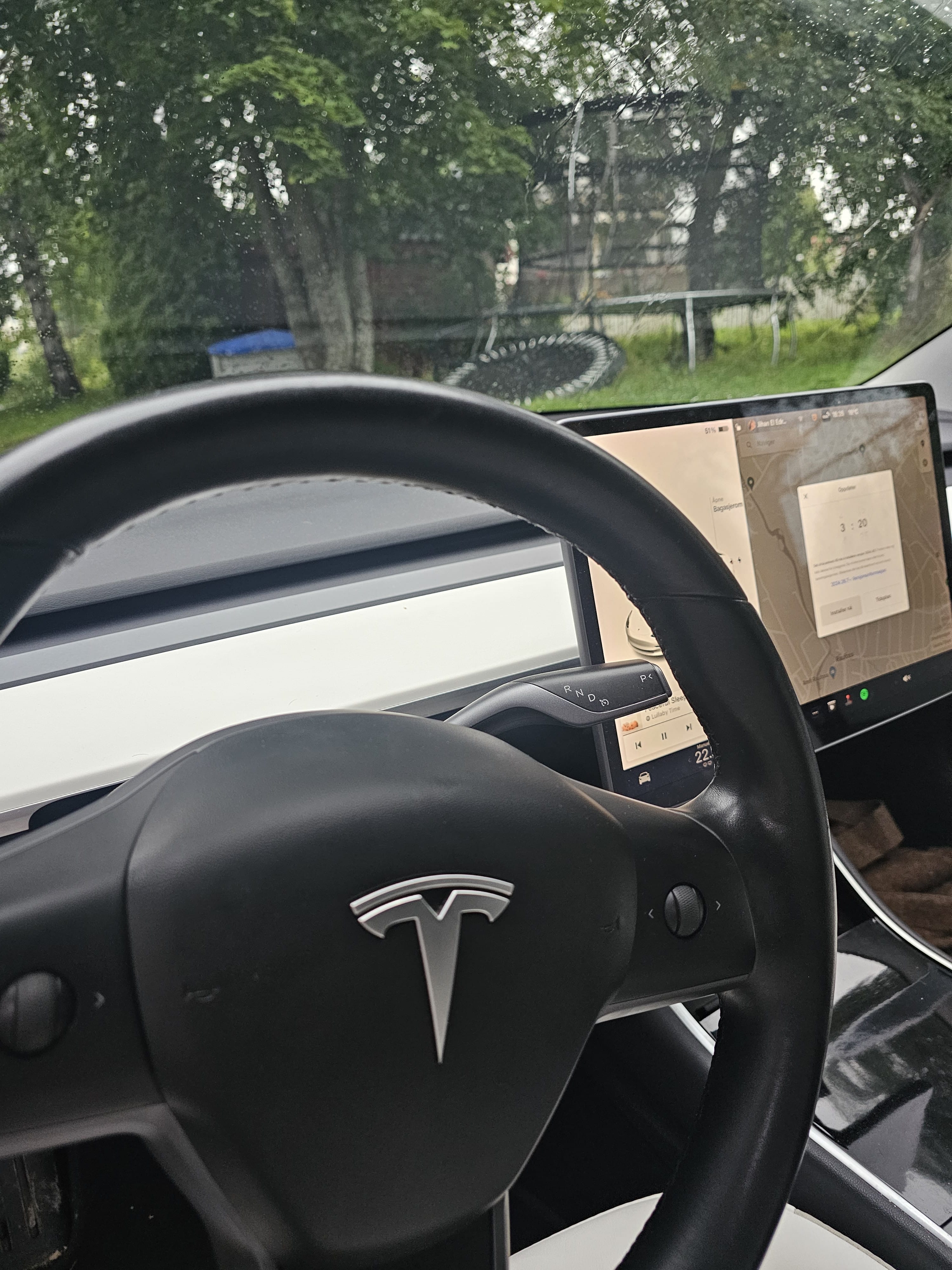 Tesla Model 3 Performamce med Tilhengerfeste