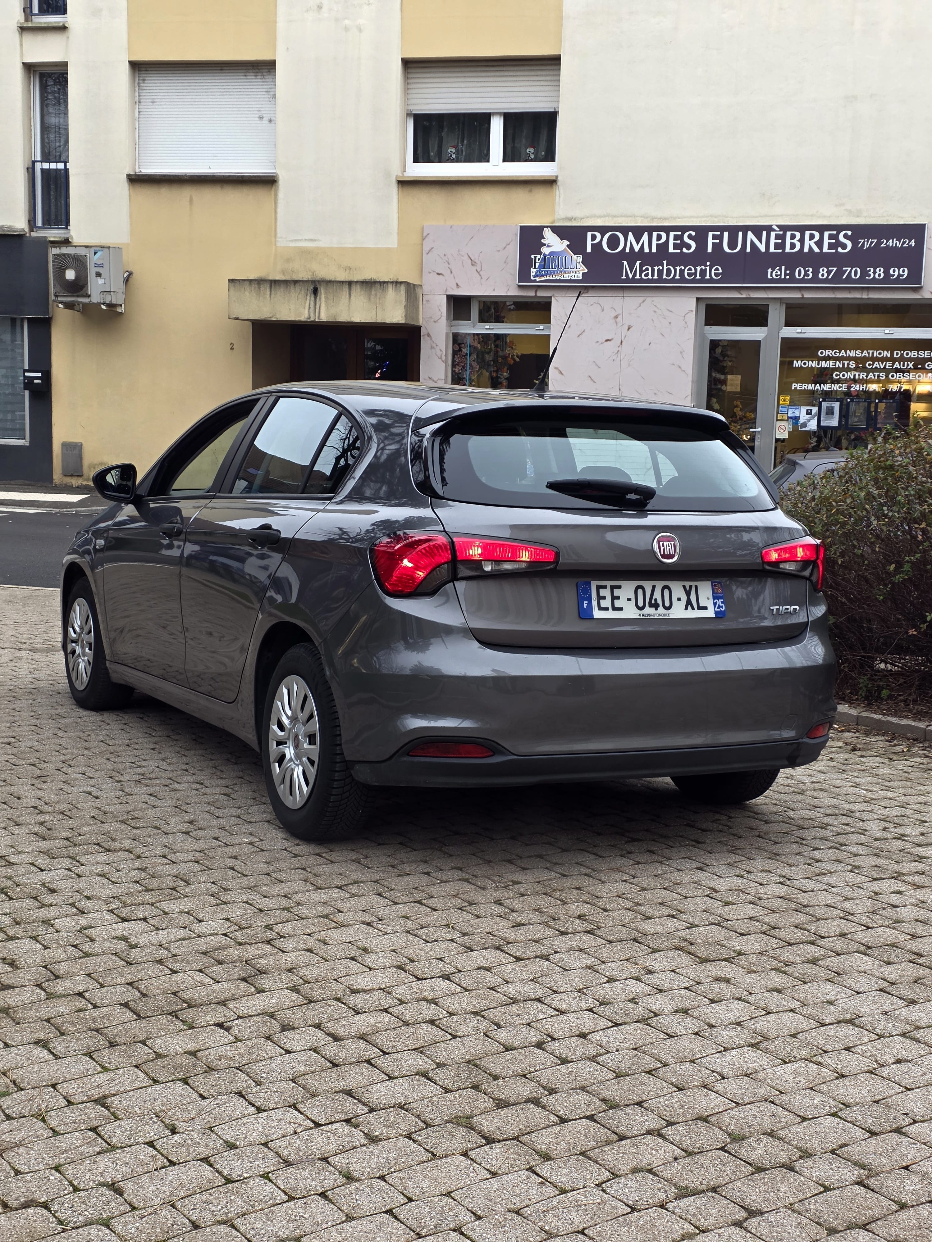 Fiat Tipo - carplay sans fil dispo 24h24 7j7 avec Climatisation