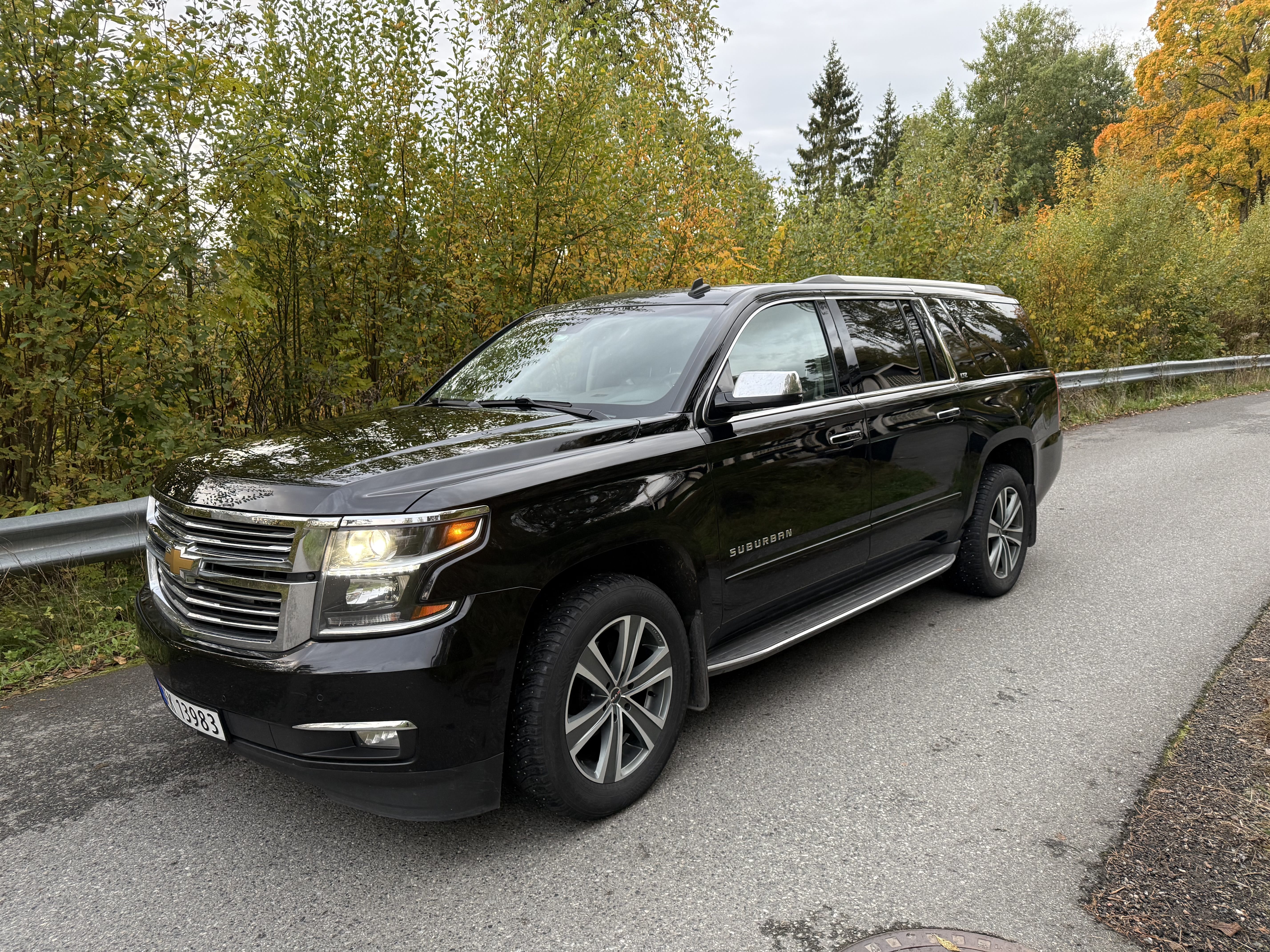 Chevrolet Suburban LTZ with Air conditioning