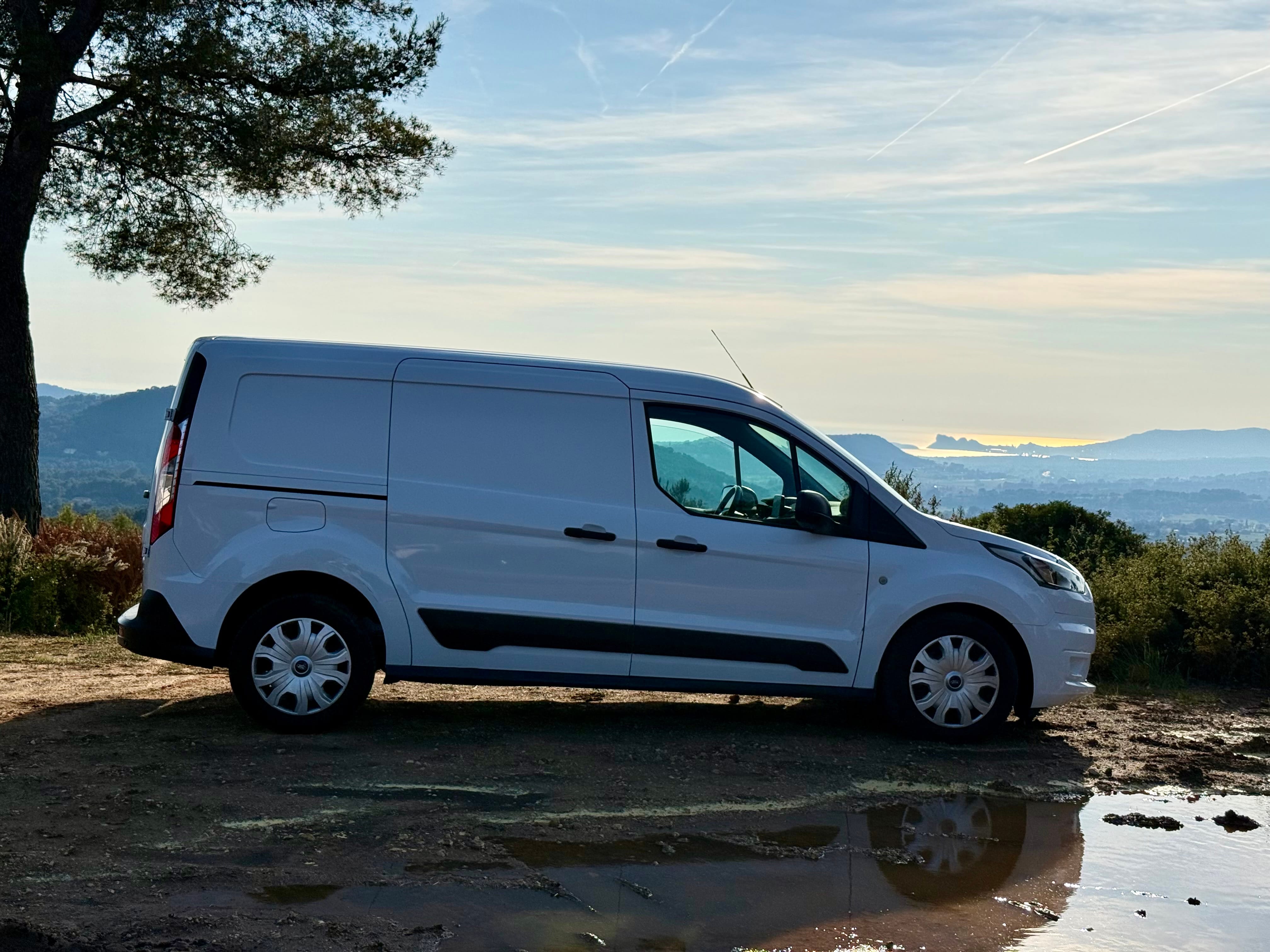 Ford Transit Connect XL avec Climatisation