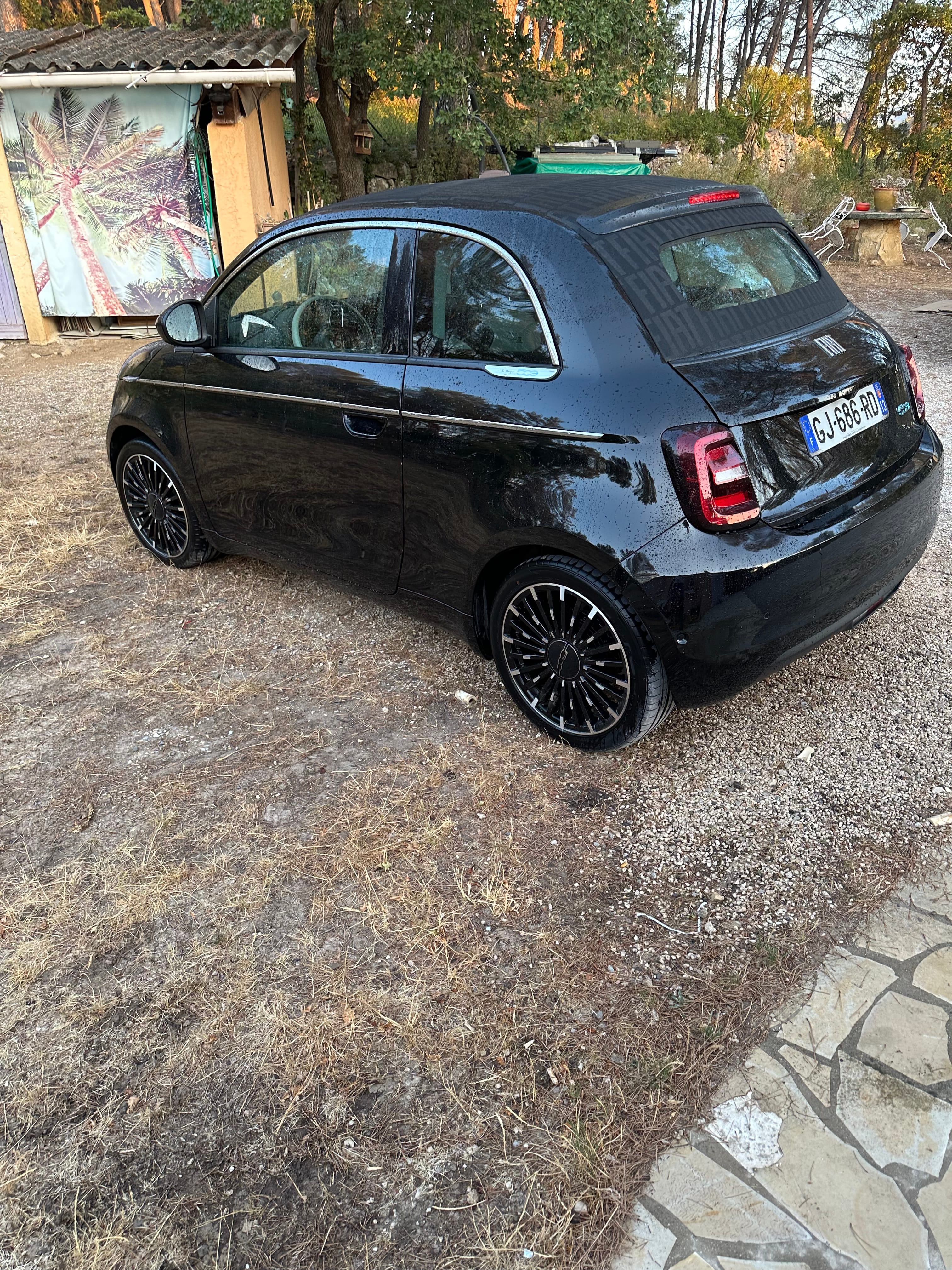 Fiat 500 C avec Apple CarPlay