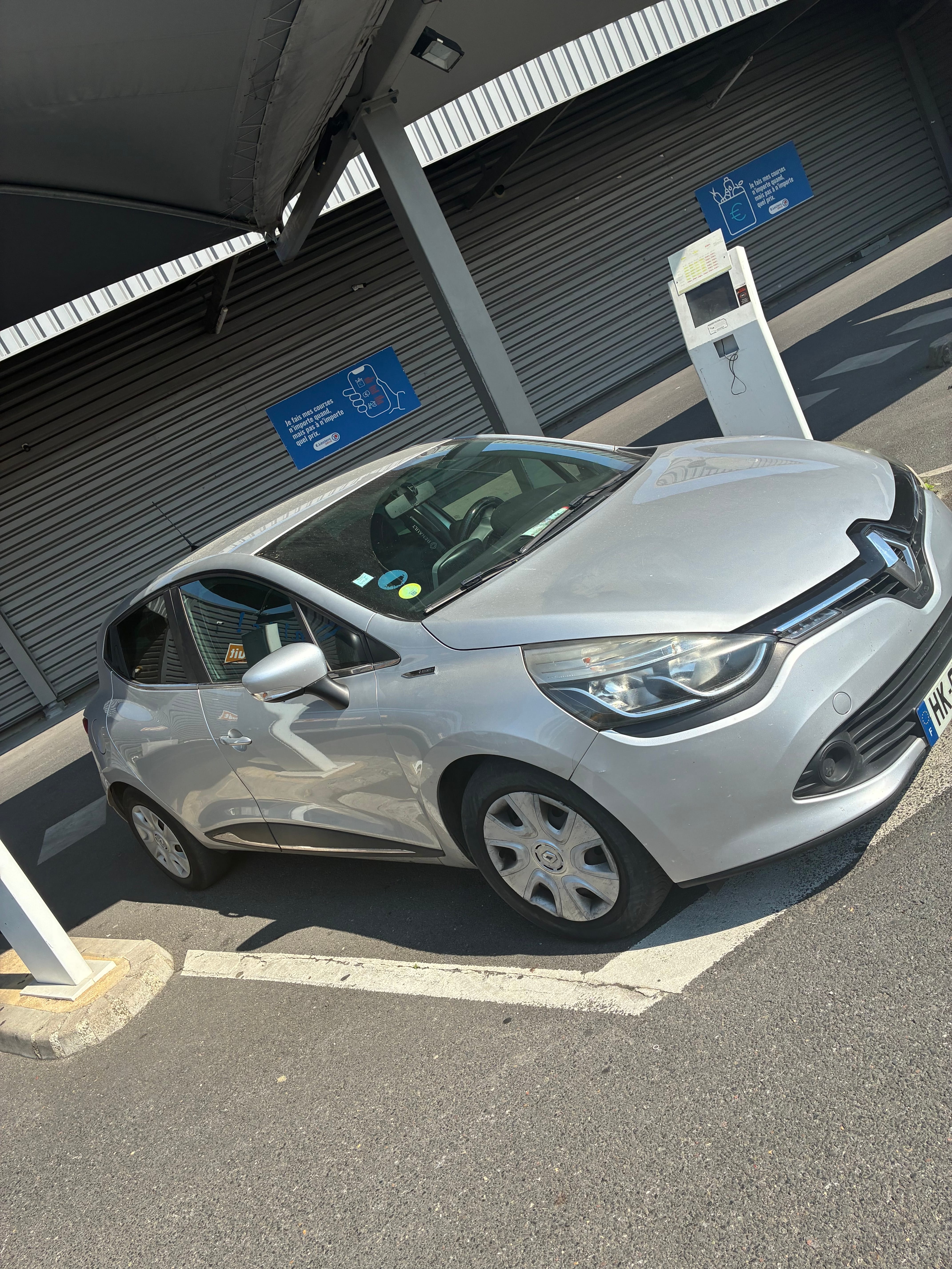 Renault Clio 1L5 90ch avec GPS