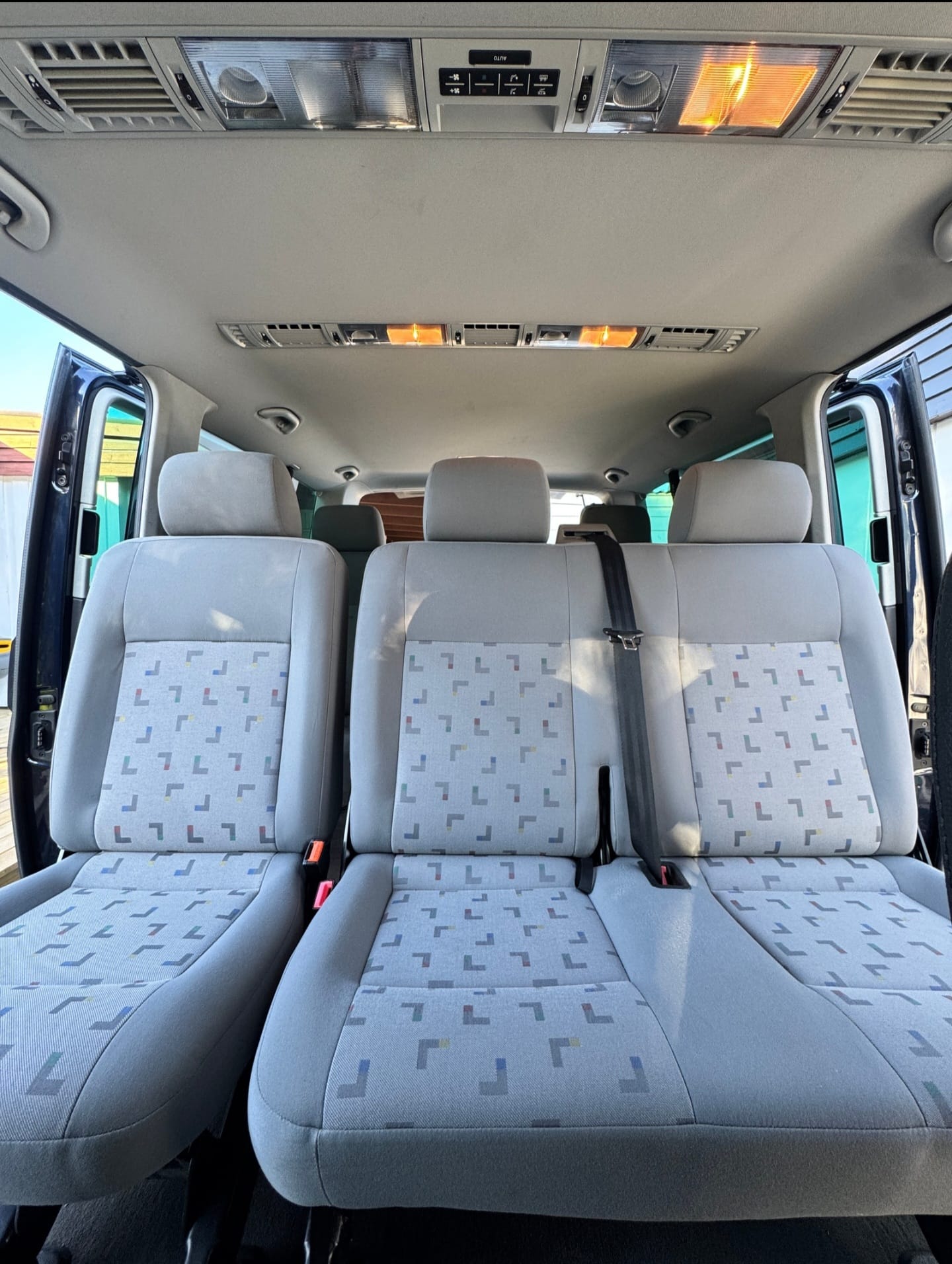 Volkswagen Caravelle 2.0 TDI 4 Motion DSG med GPS