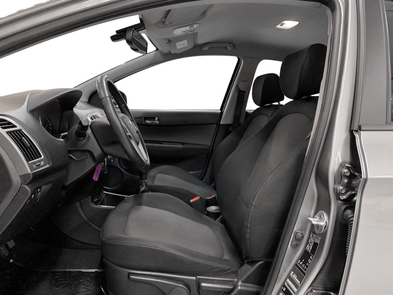 Hyundai i20 with Snow tires