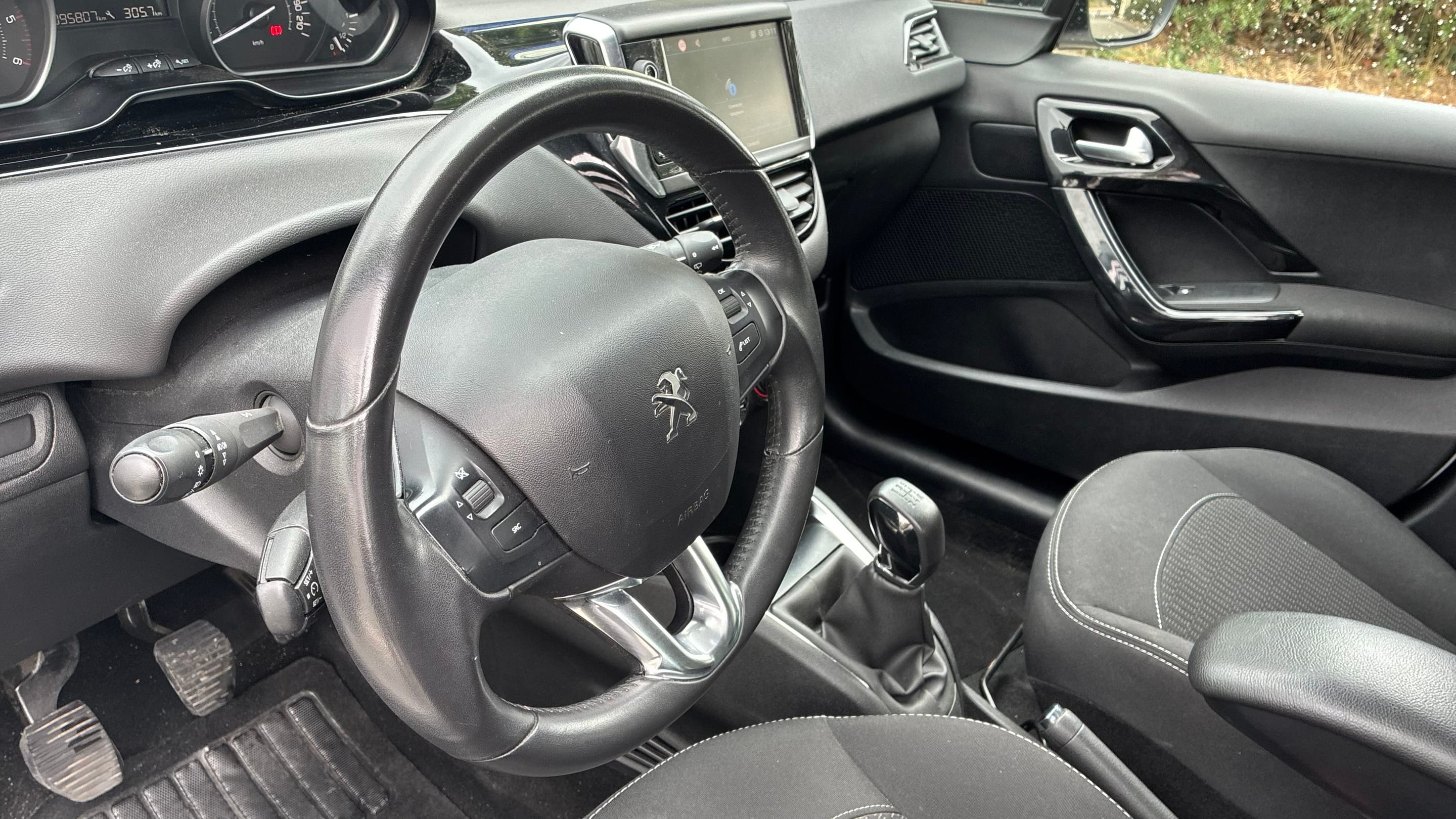 Peugeot 208 avec Régulateur de vitesse