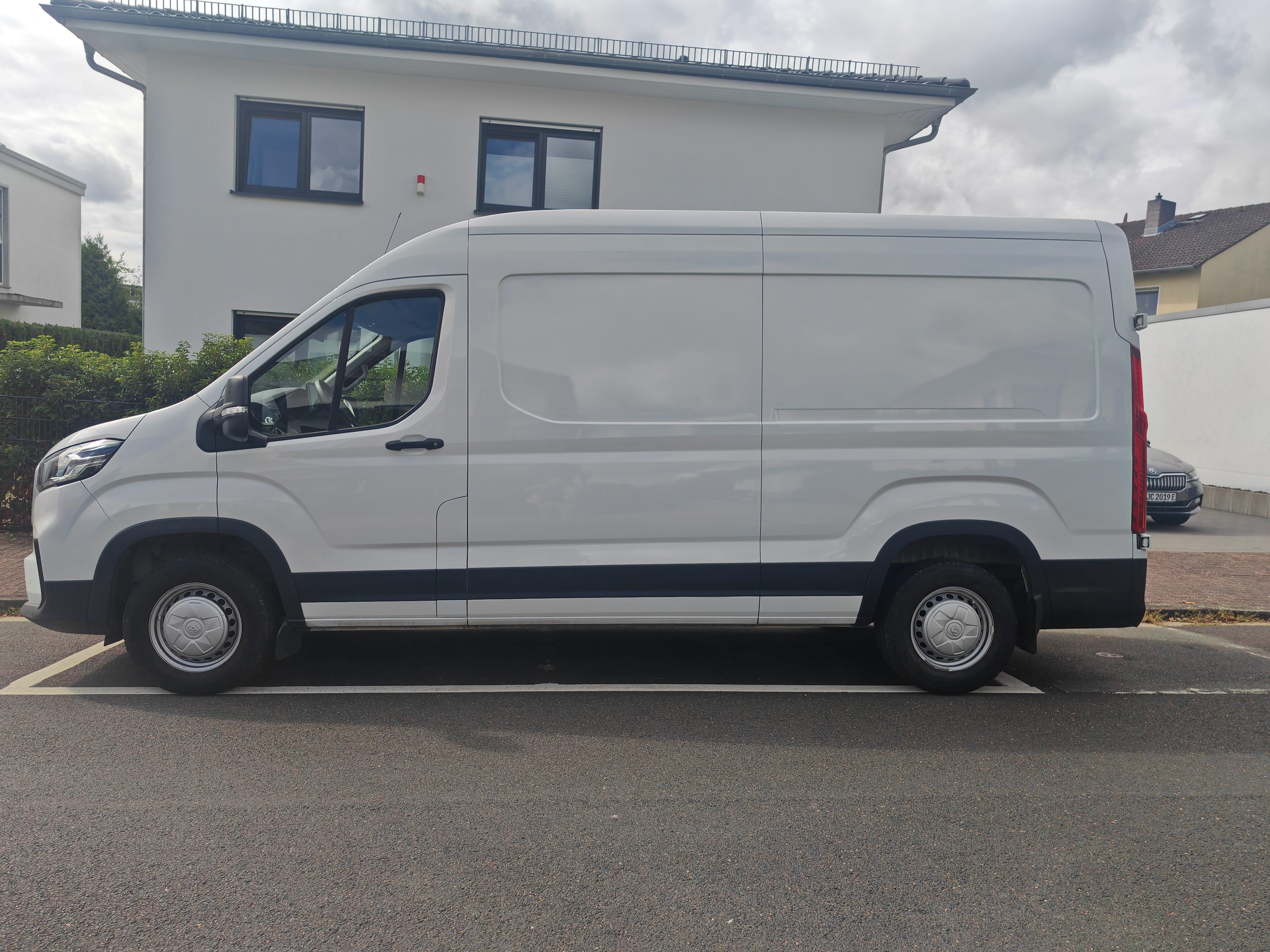 Maxus Deliver 9, 2023, Diesel