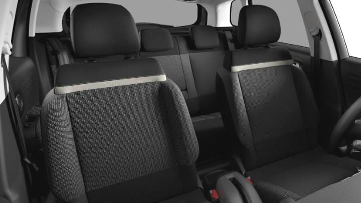 Citroen C3 Aircross Feel mit Schneeketten