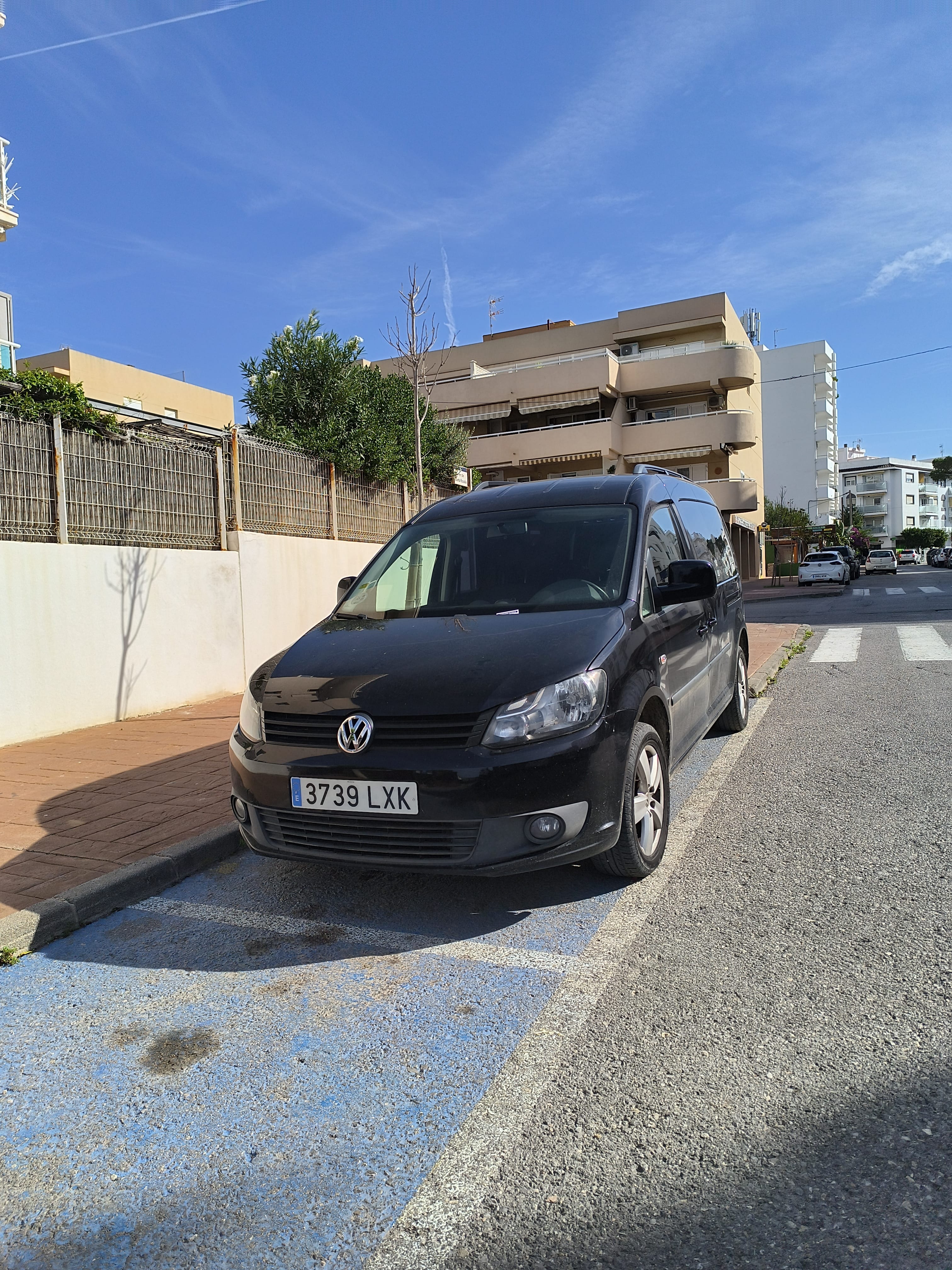 Volkswagen Caddy Combi, 2022, Diesel, Automático, 7 plazas