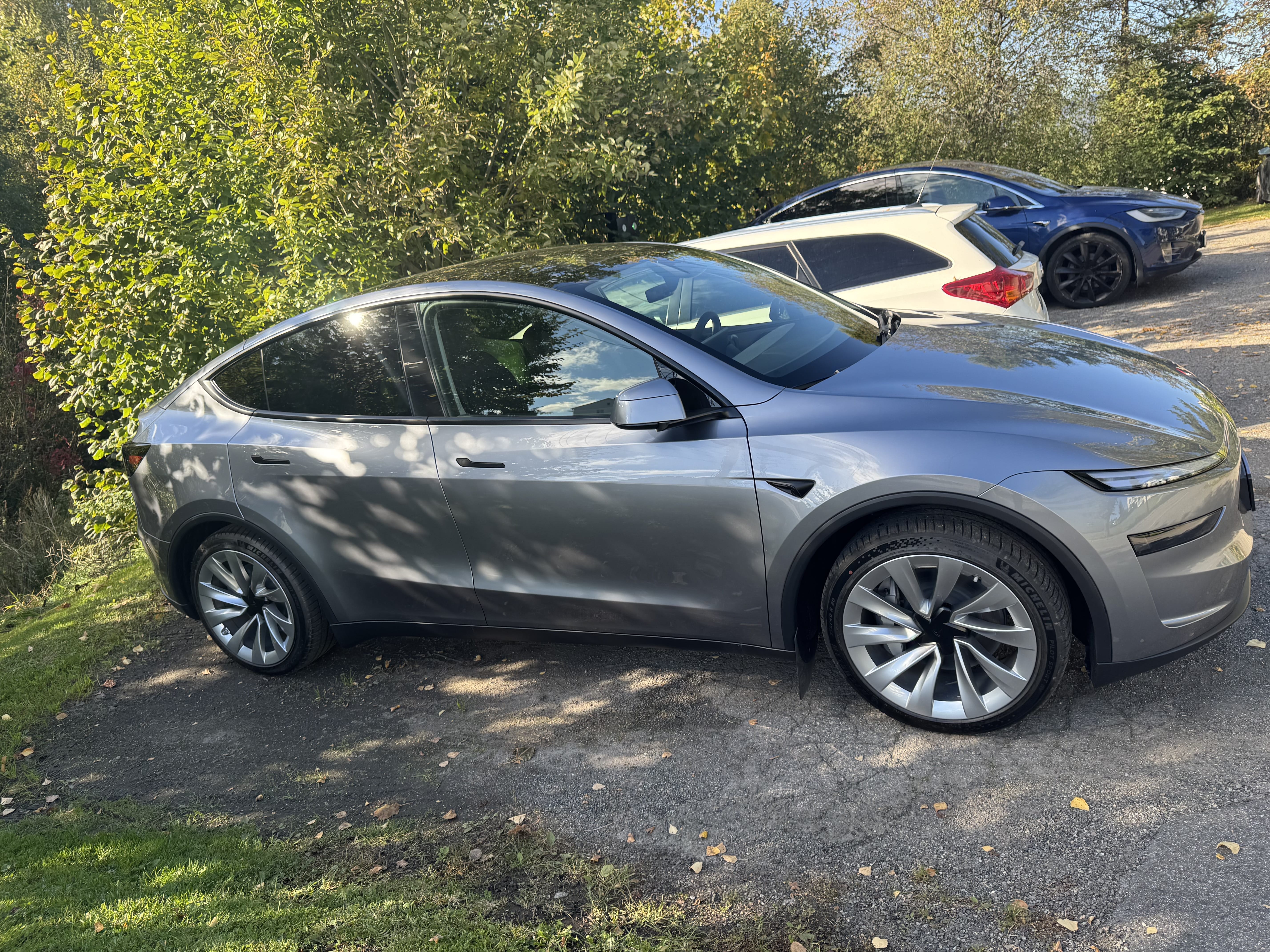Tesla Model Y Long Range Dual motor AWD med Aircondition