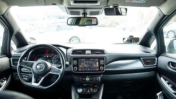 Nissan Leaf til øvelseskjøring med GPS