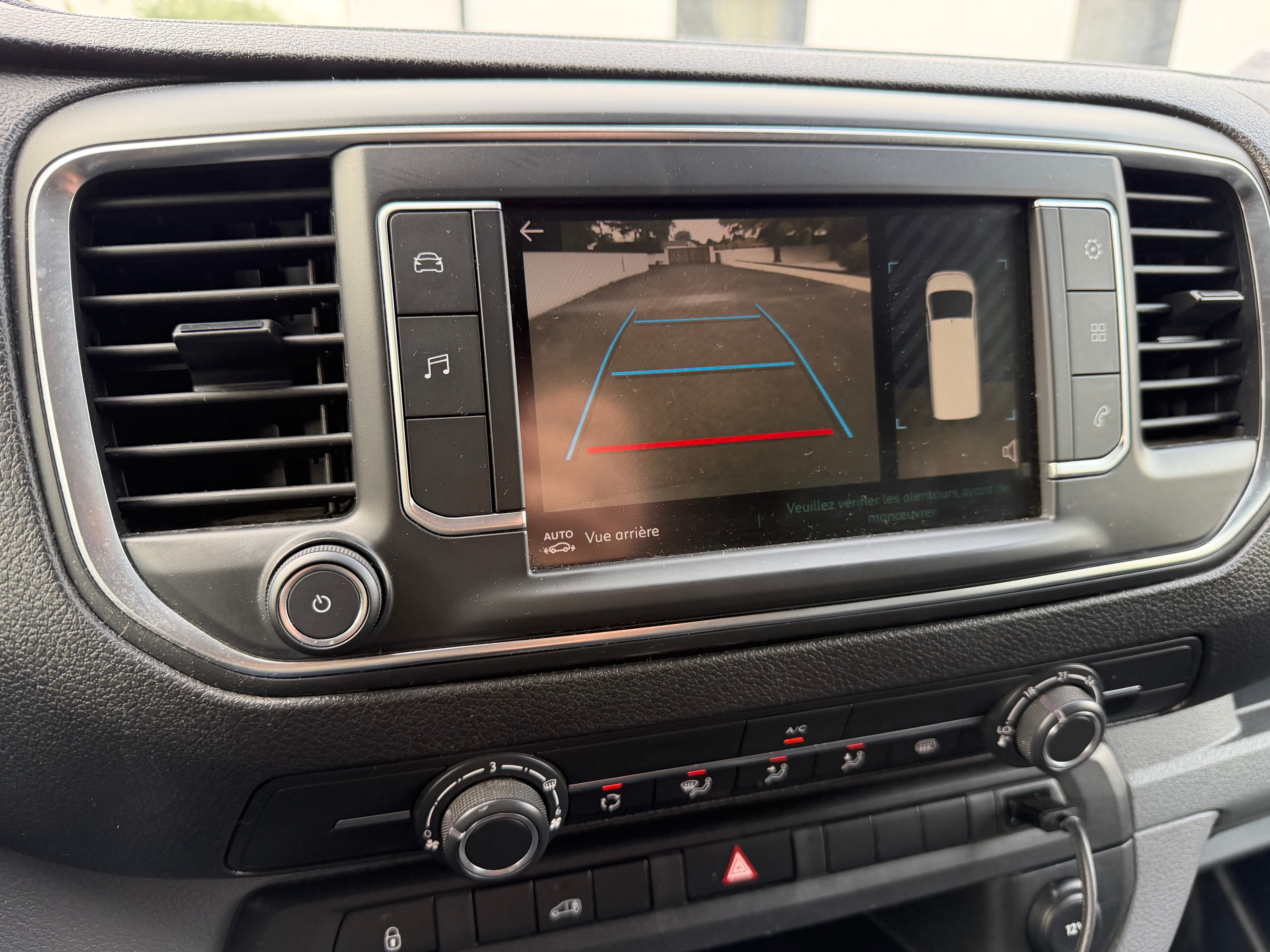 Citroen Ë-Jumpy avec Apple CarPlay