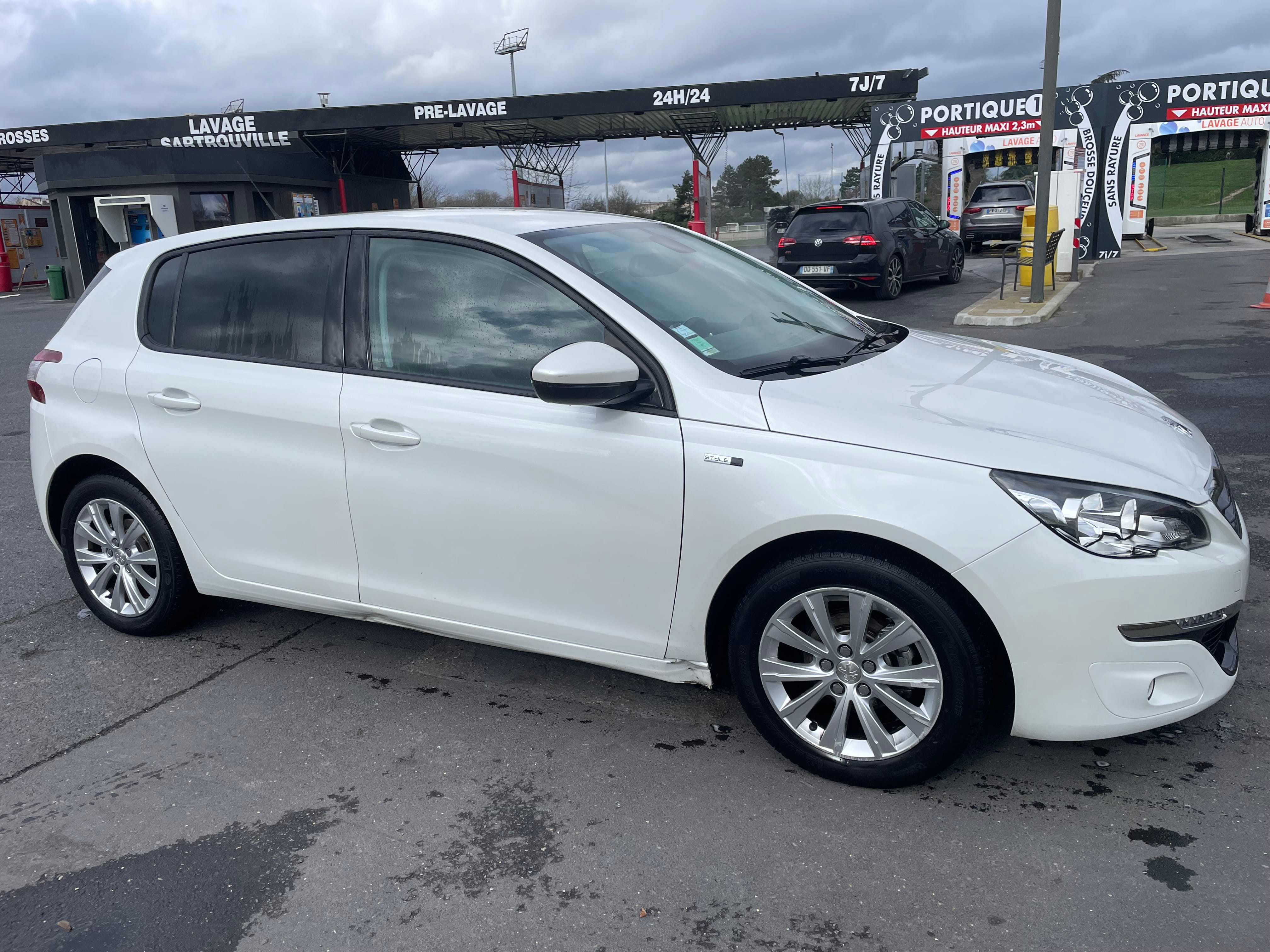 Peugeot 308 avec Régulateur de vitesse