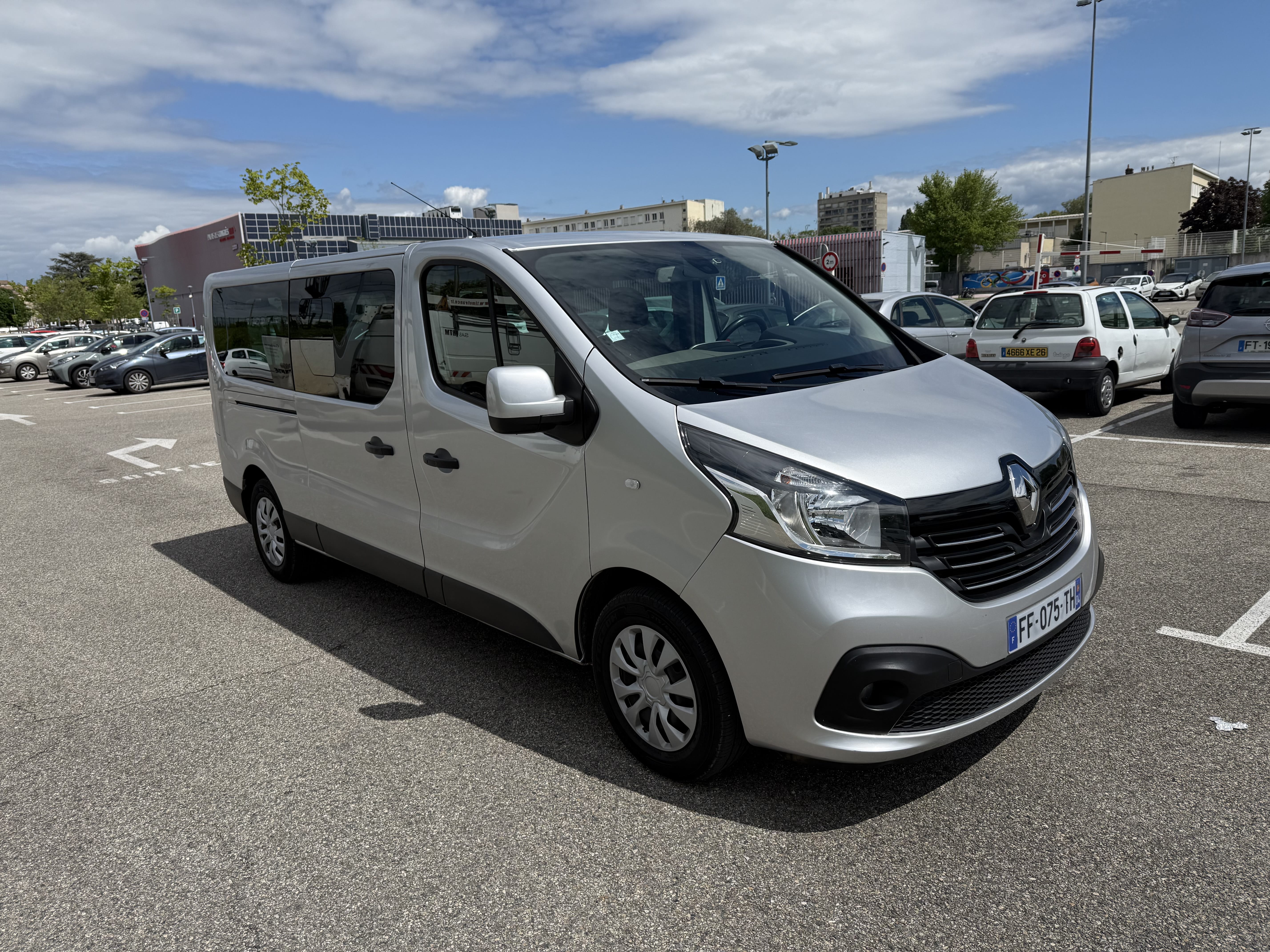 Renault Trafic Passenger, 2019, Diesel, 9 places et plus