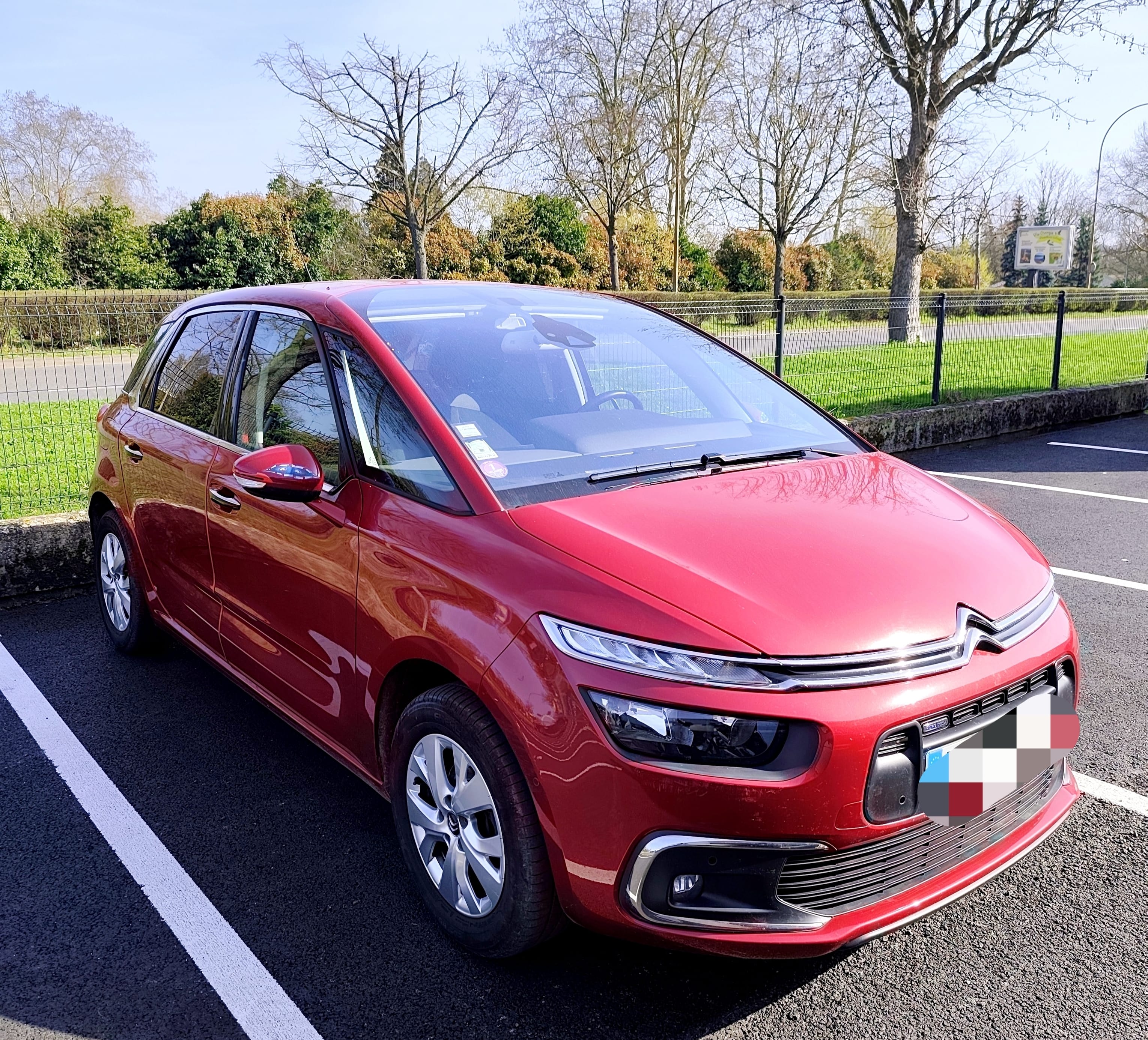 Citroen C4 Picasso, 2017, Essence 98, automatique