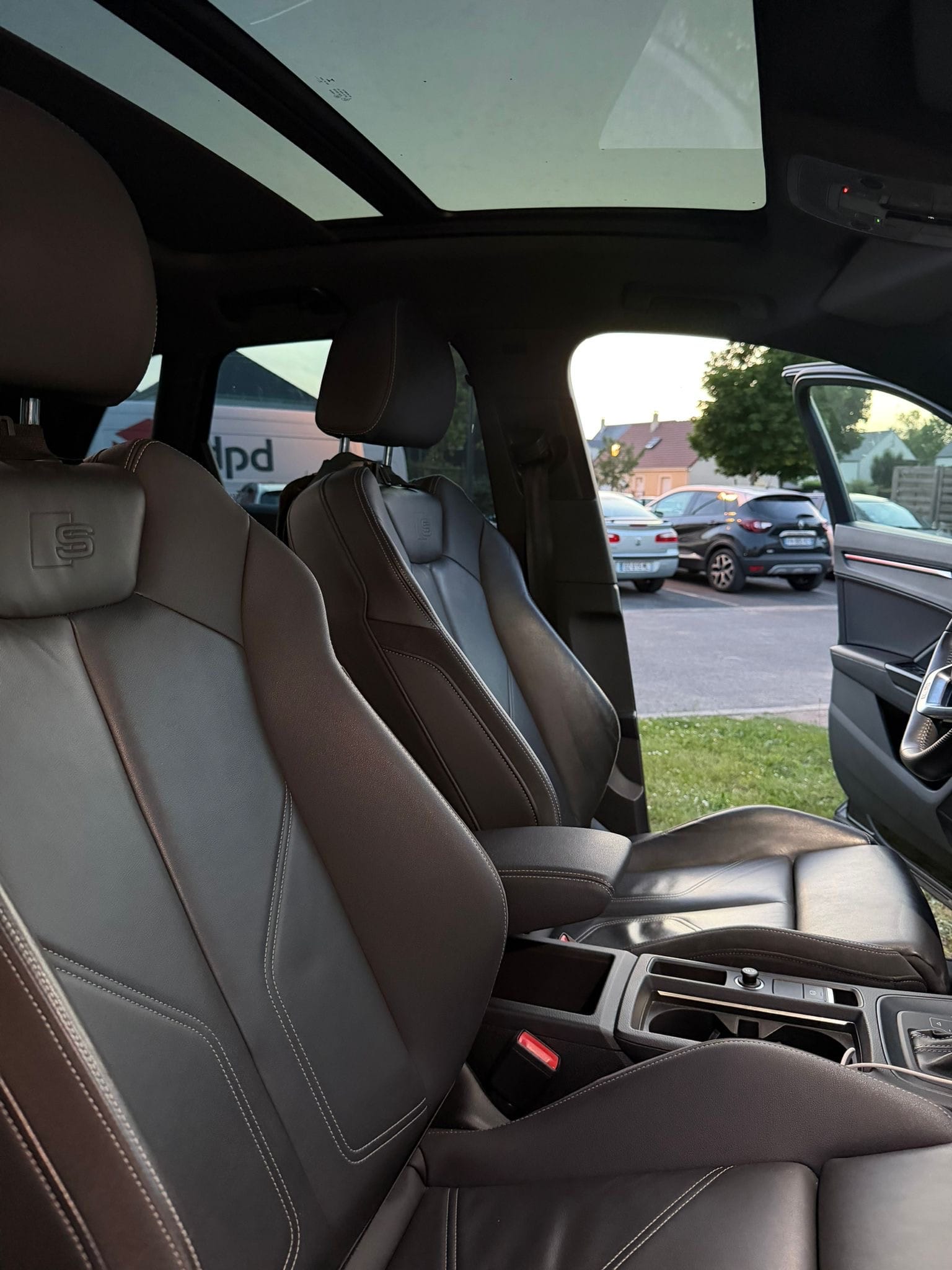 Audi Q3 avec Siège bébé