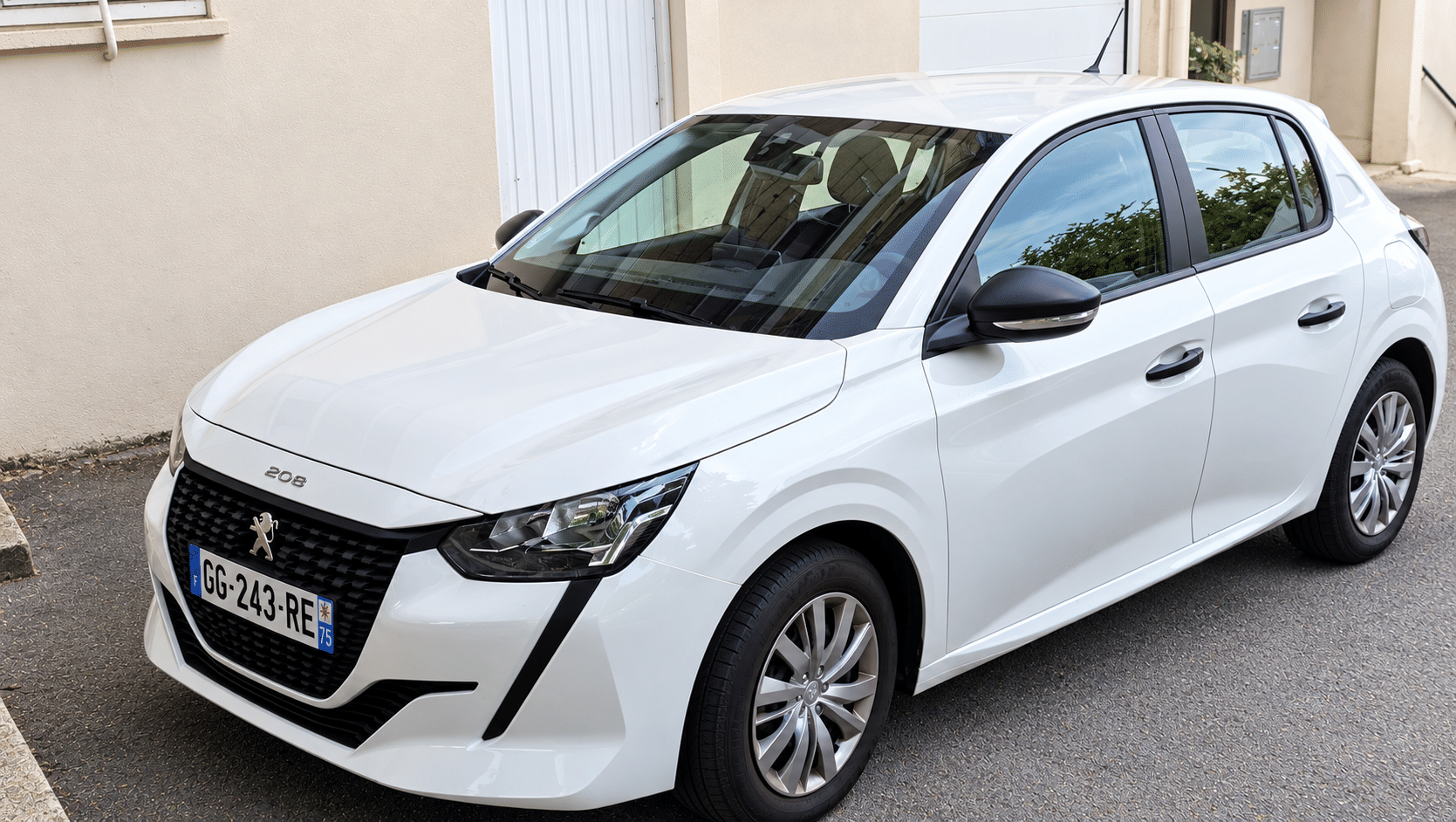 Peugeot 208, 2022, Essence 95