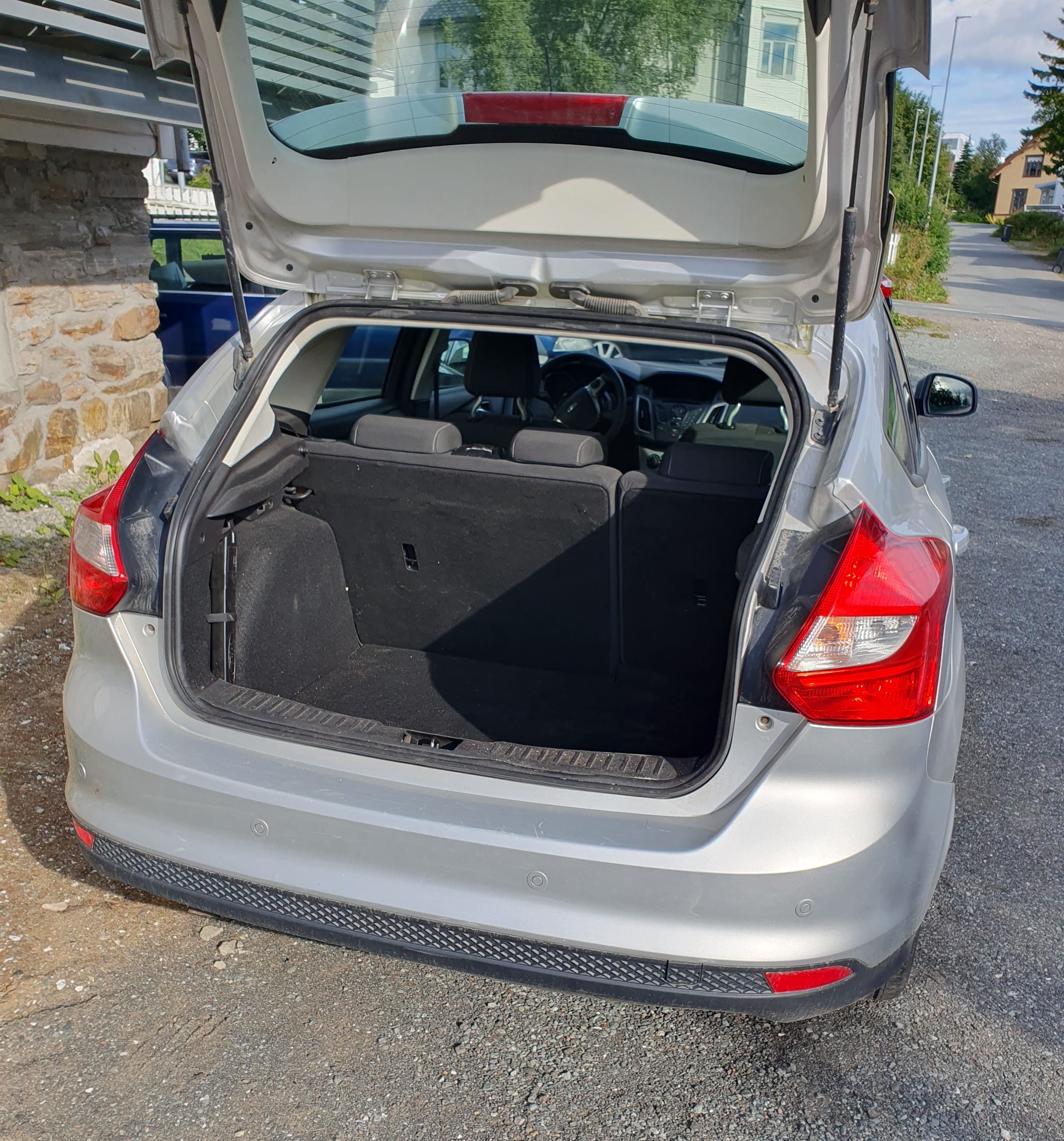 Ford Focus Coupé med Babysete