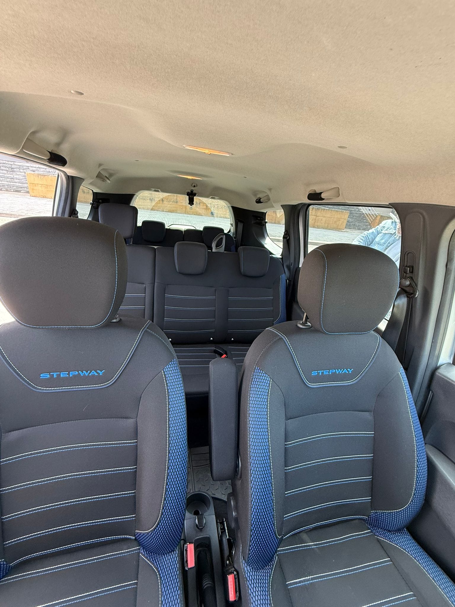 Dacia Lodgy mit Navigationsgerät