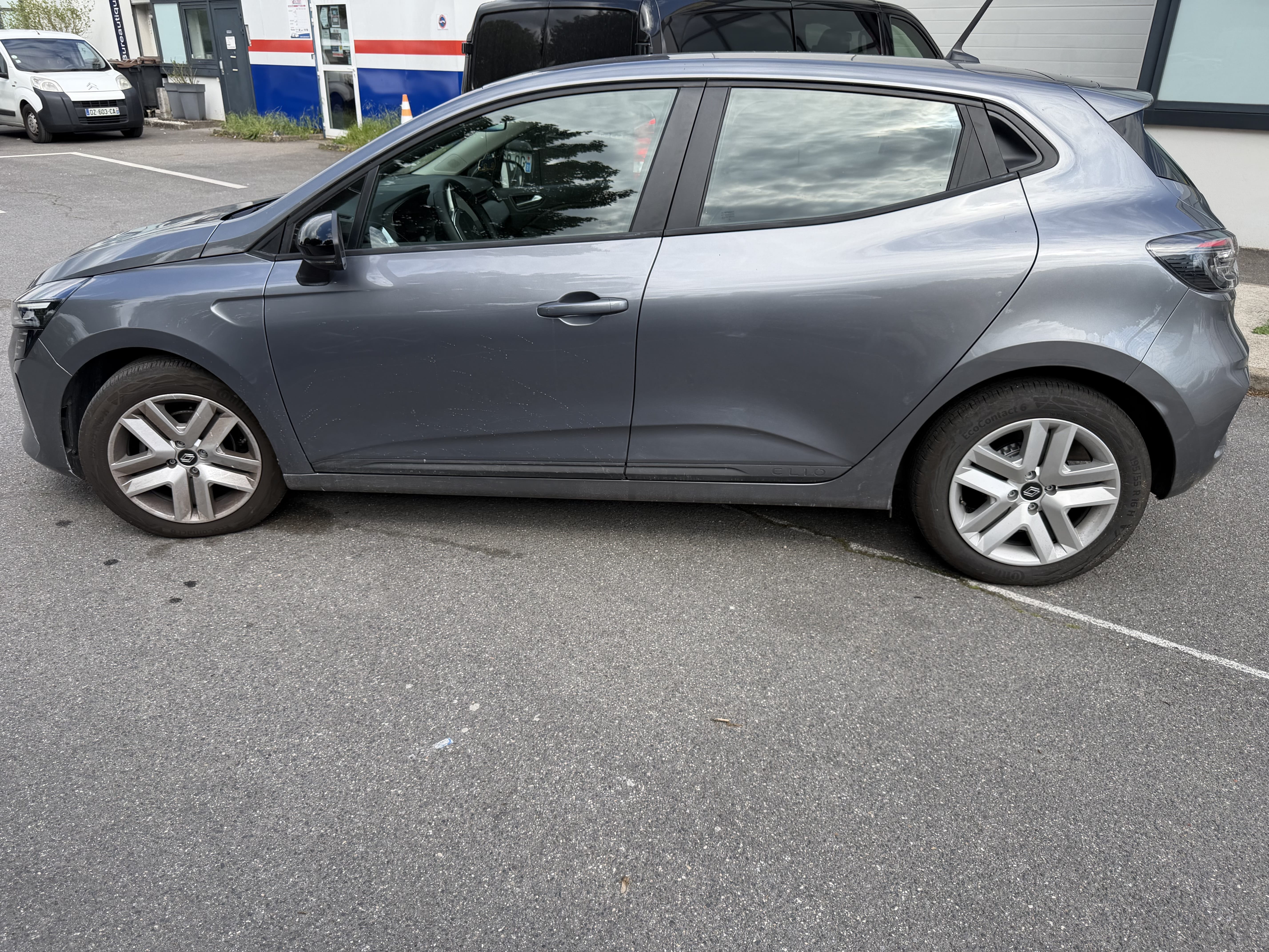 Renault Clio avec Climatisation