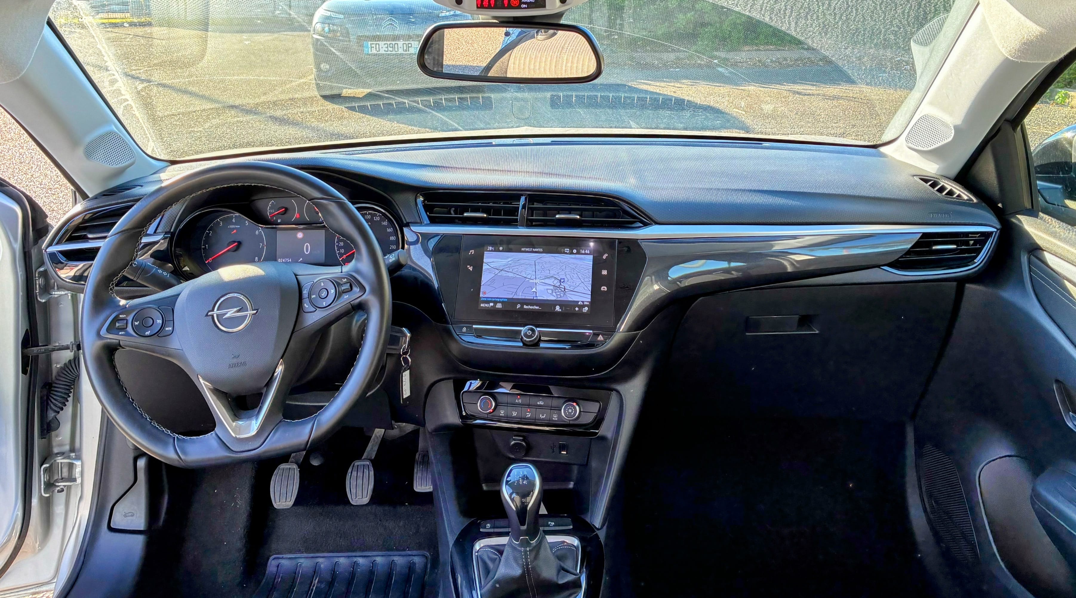 Opel Corsa avec GPS