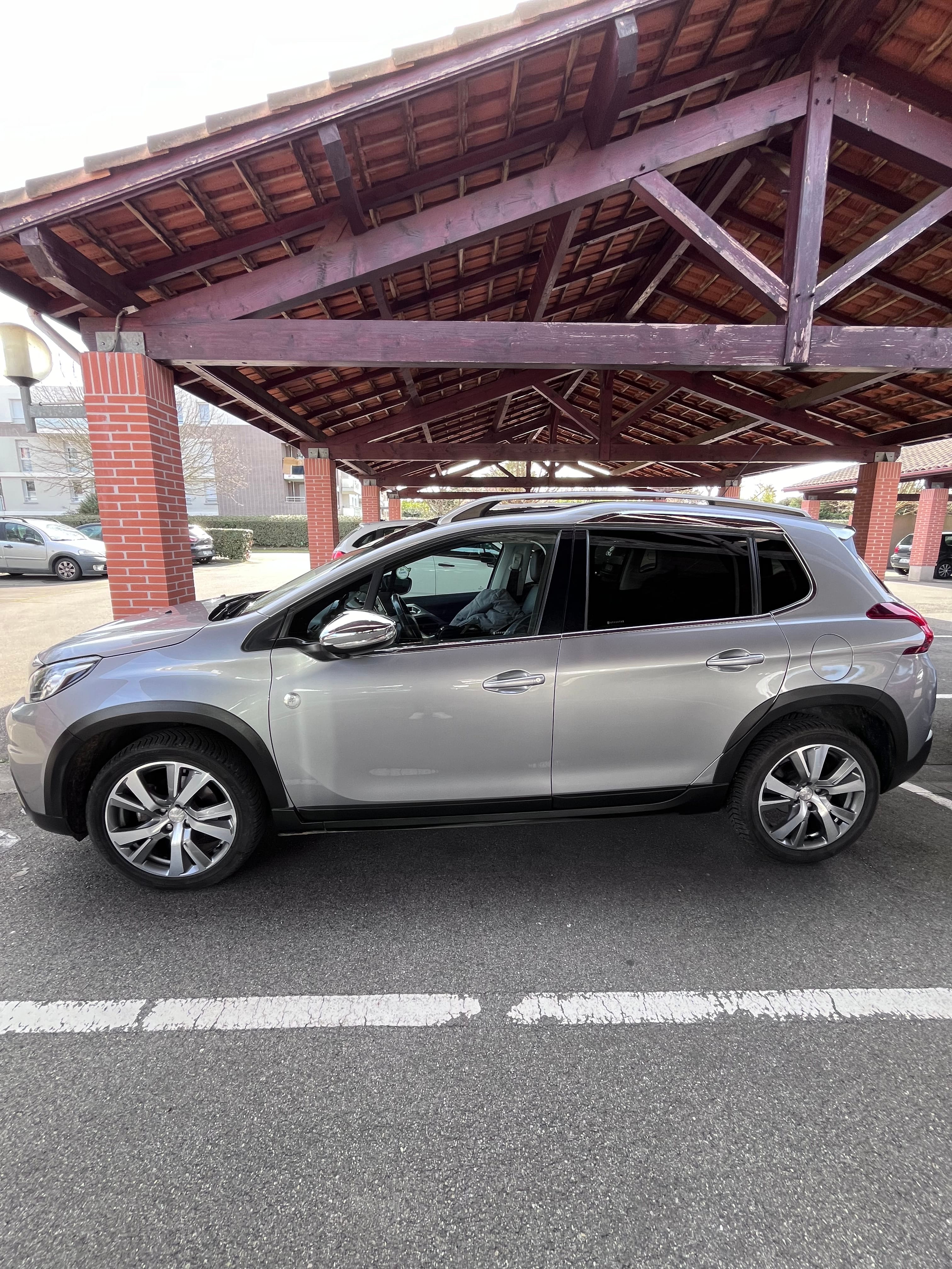 Peugeot 2008 avec Climatisation