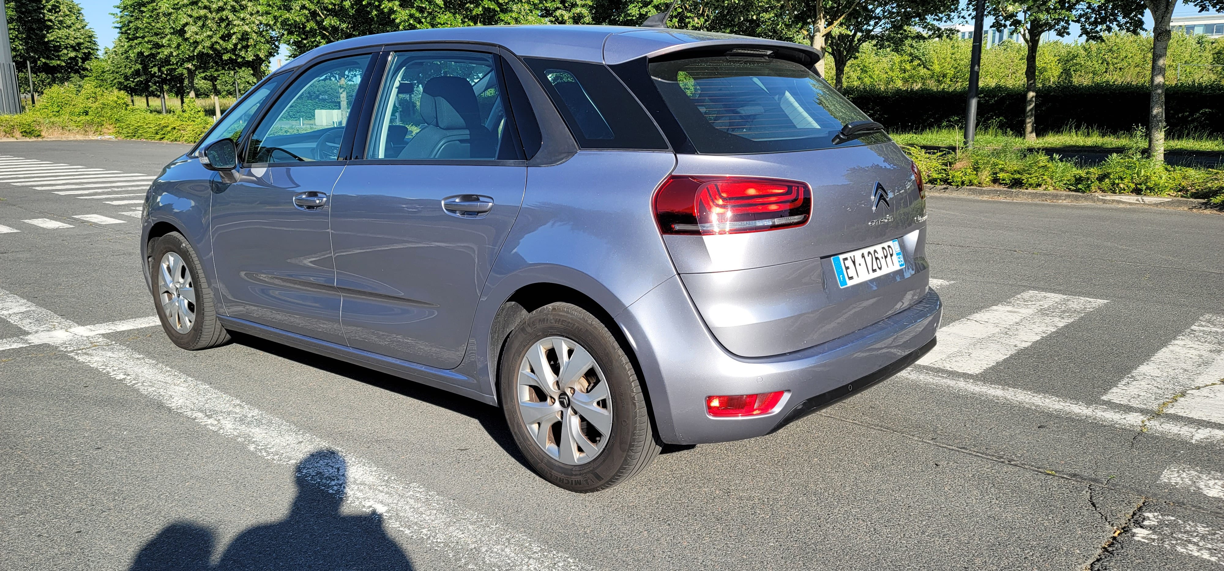 Citroen C4 Picasso Kremlin-Bicêtre - EY126PP avec Android Auto