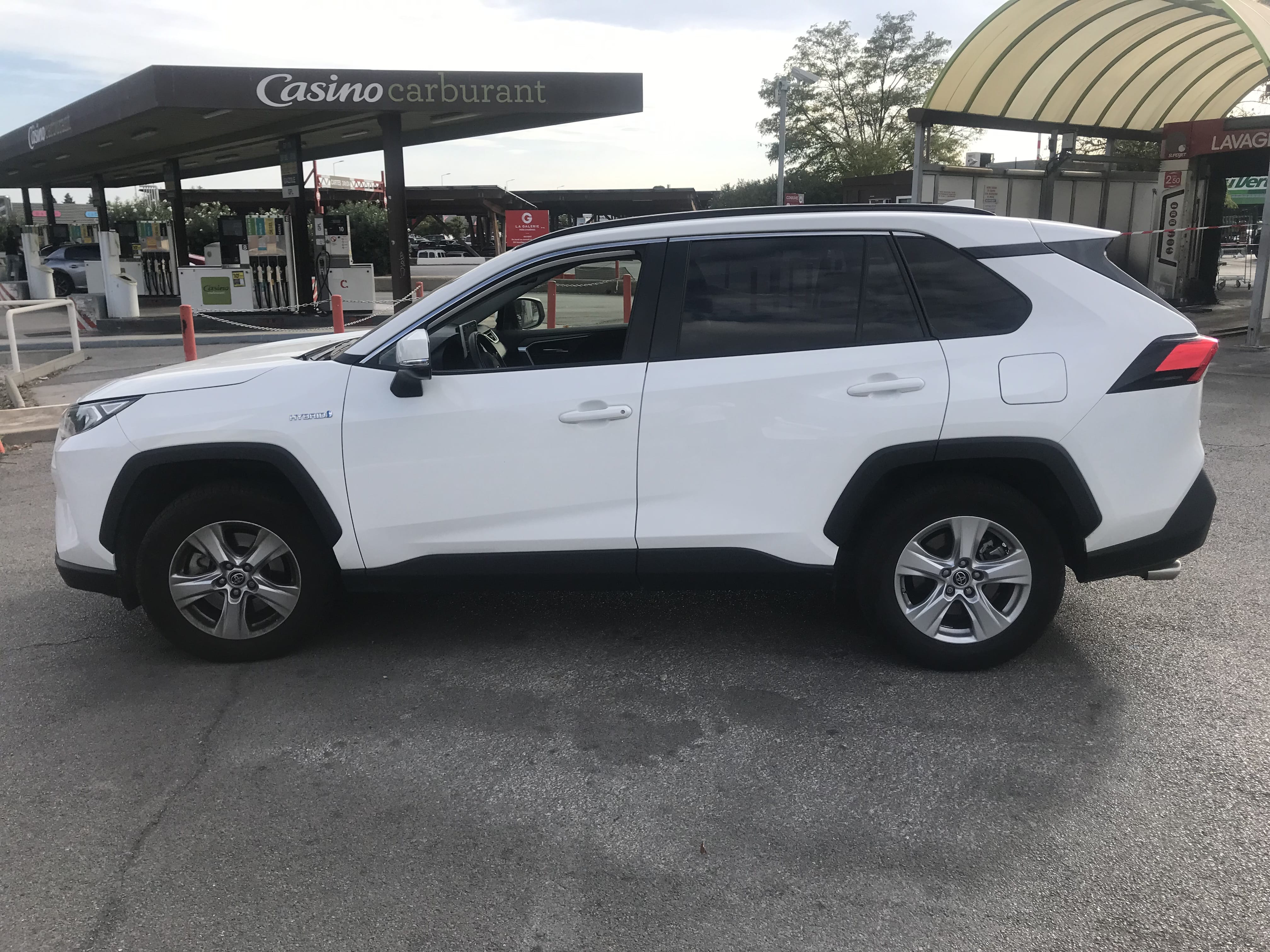 Toyota RAV 4 Hybride 218 Dynamic 2WD 2019 avec Climatisation