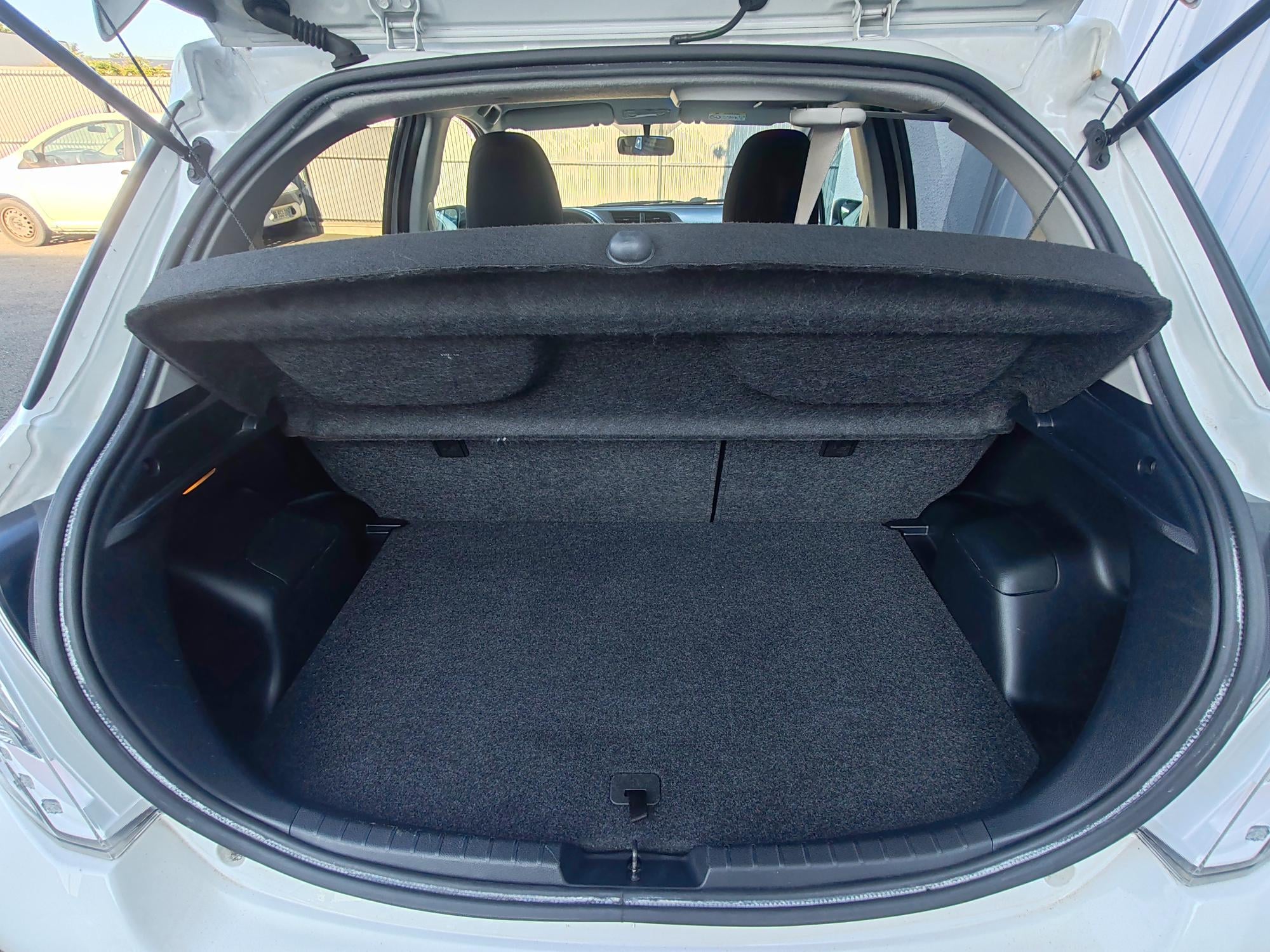 Toyota Yaris avec Autoradio