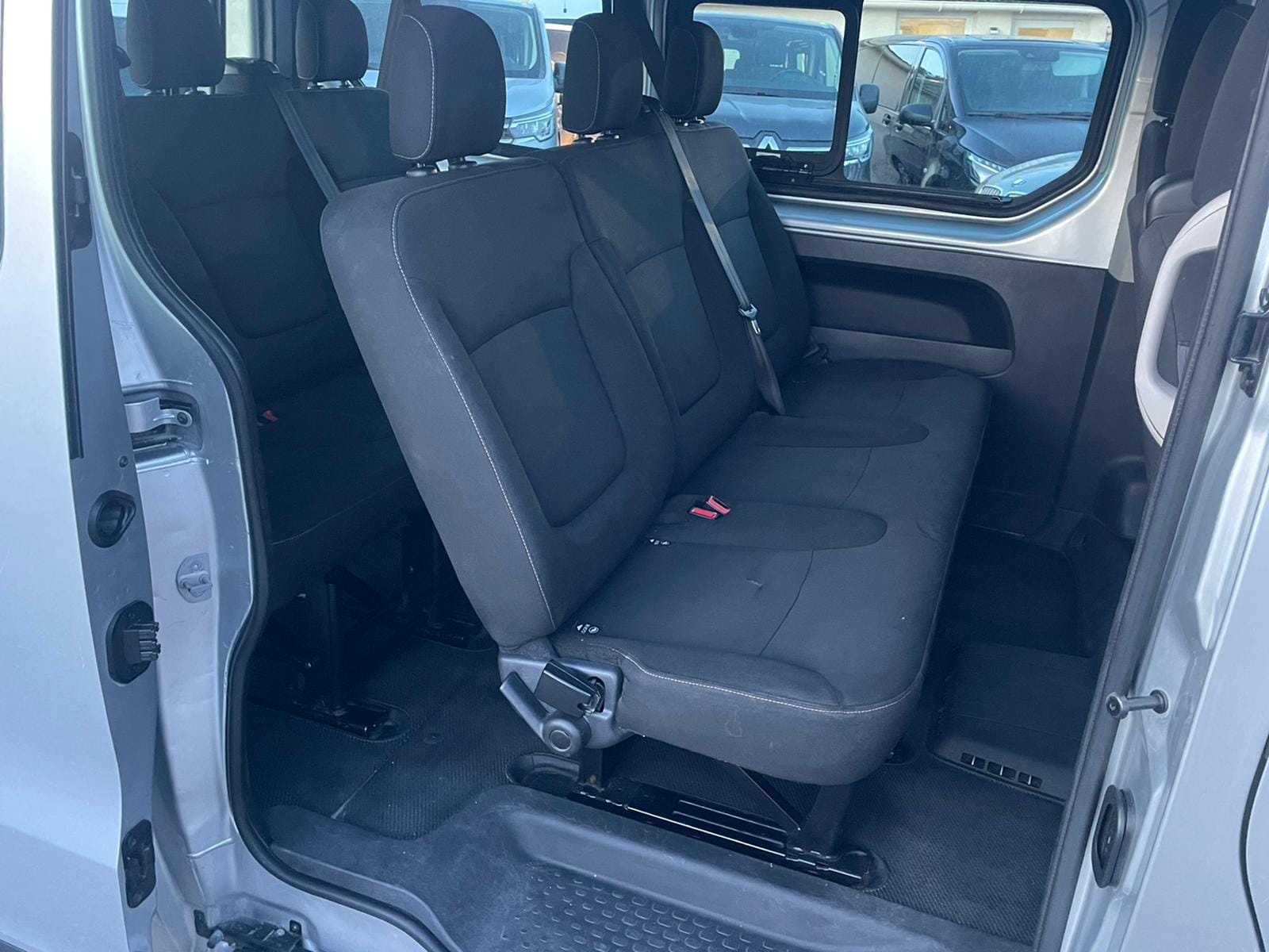 Renault Trafic Passenger avec Audio Bluetooth