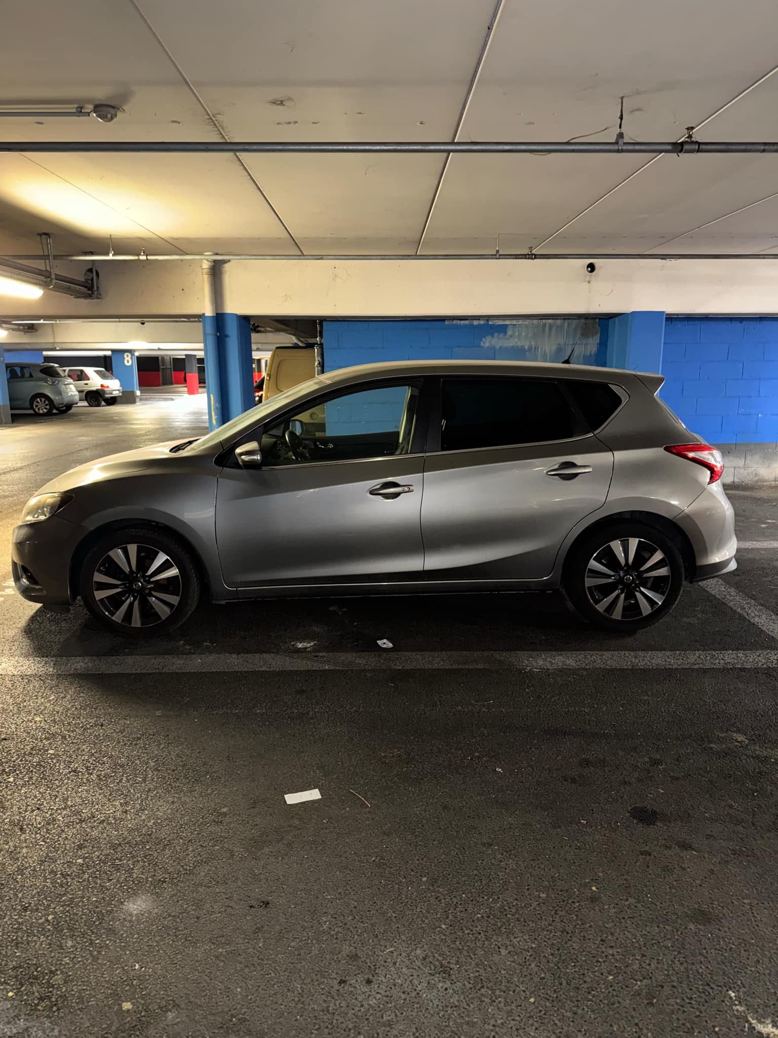 Nissan Pulsar avec GPS