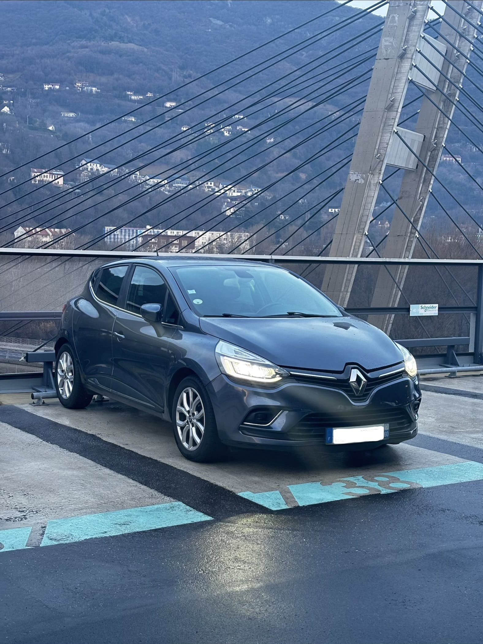 Renault Clio 1.5 dci avec Climatisation