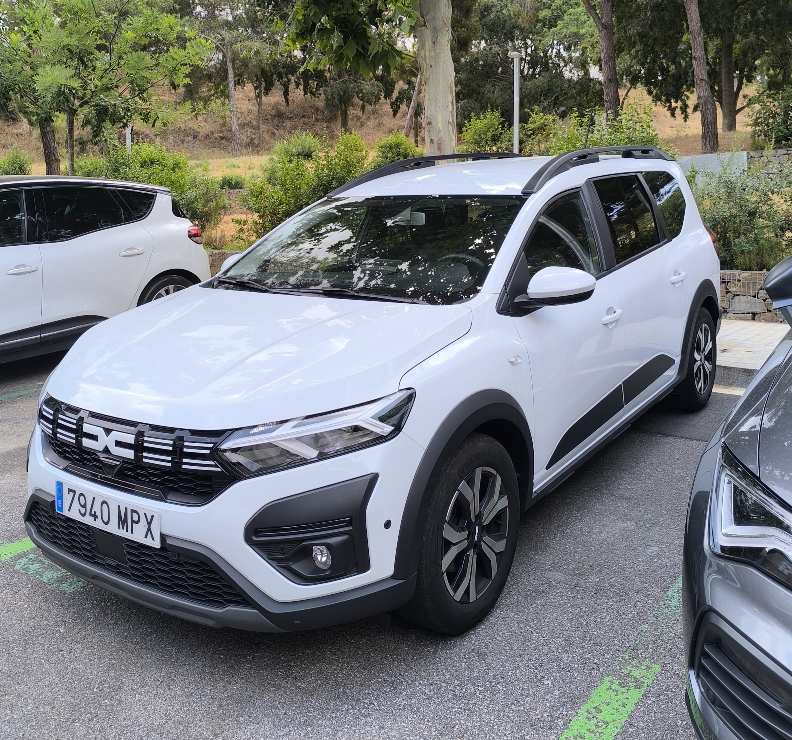 Dacia Jogger 1.0, 2024, Gasolina 95, 7 plazas