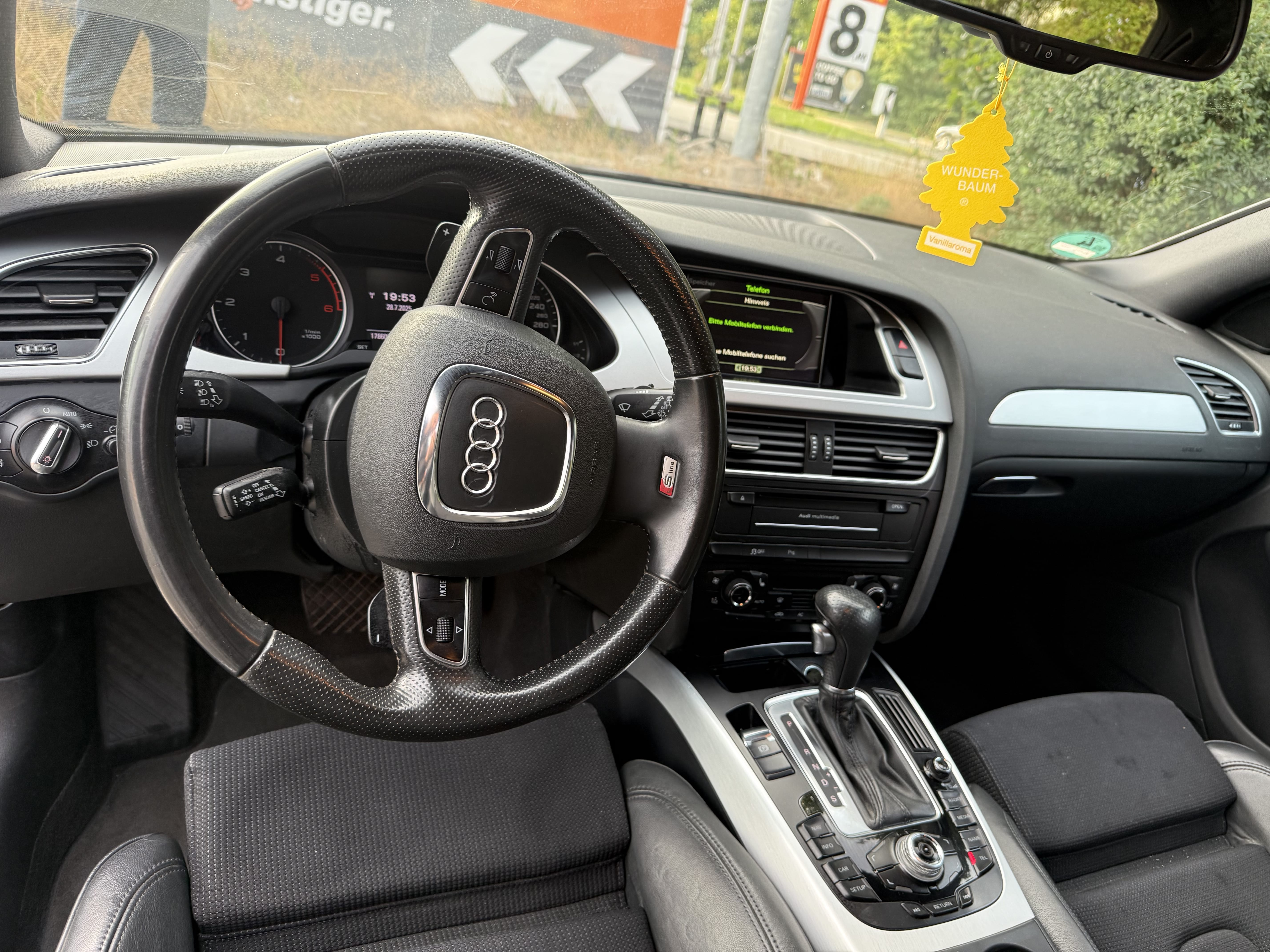 Audi A4 Avant 2.0 TDI S-Line Plus - Automatik, komfortabel und sparsam mit Tempomat