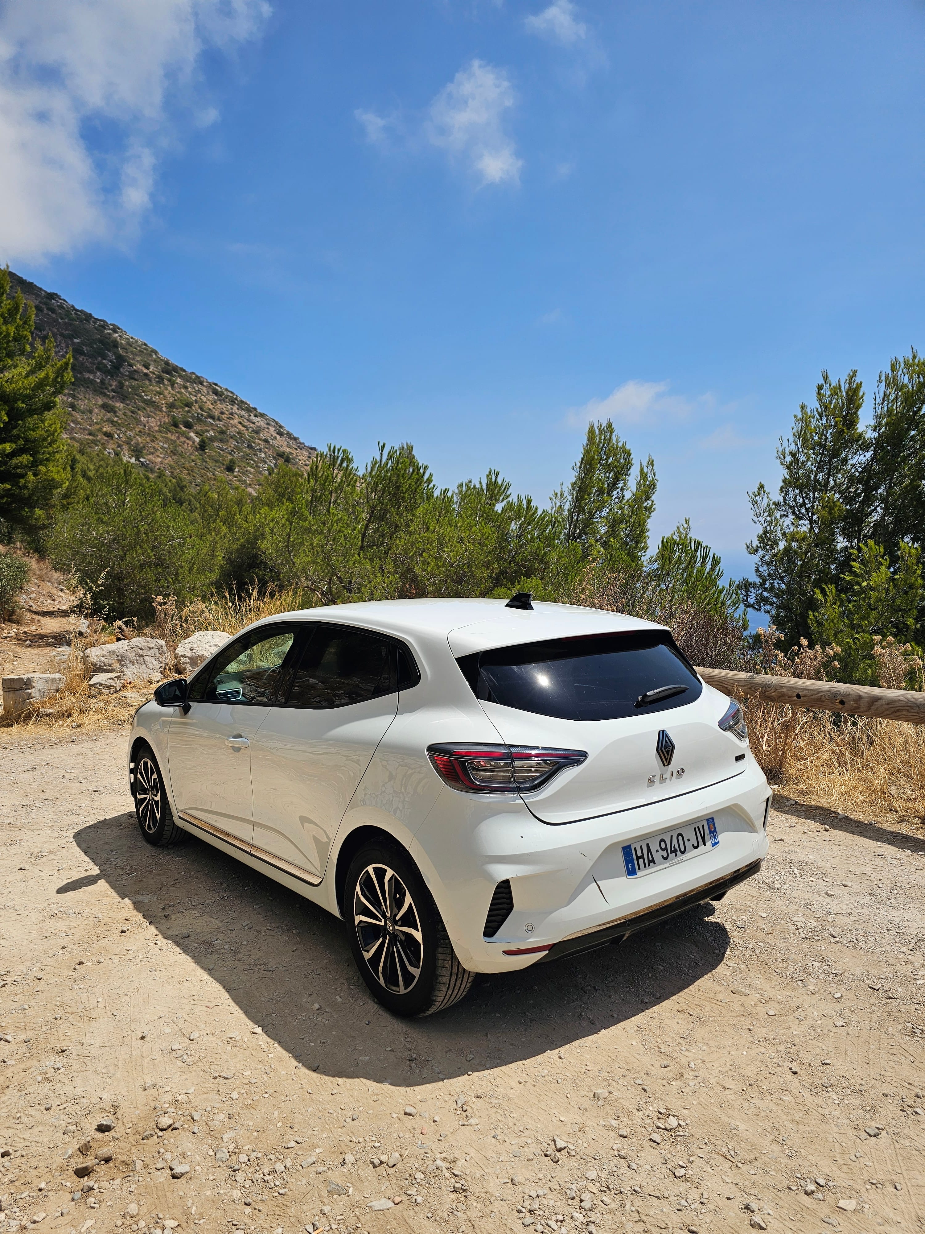 Renault Clio E-tech con Cámara de marcha atrás