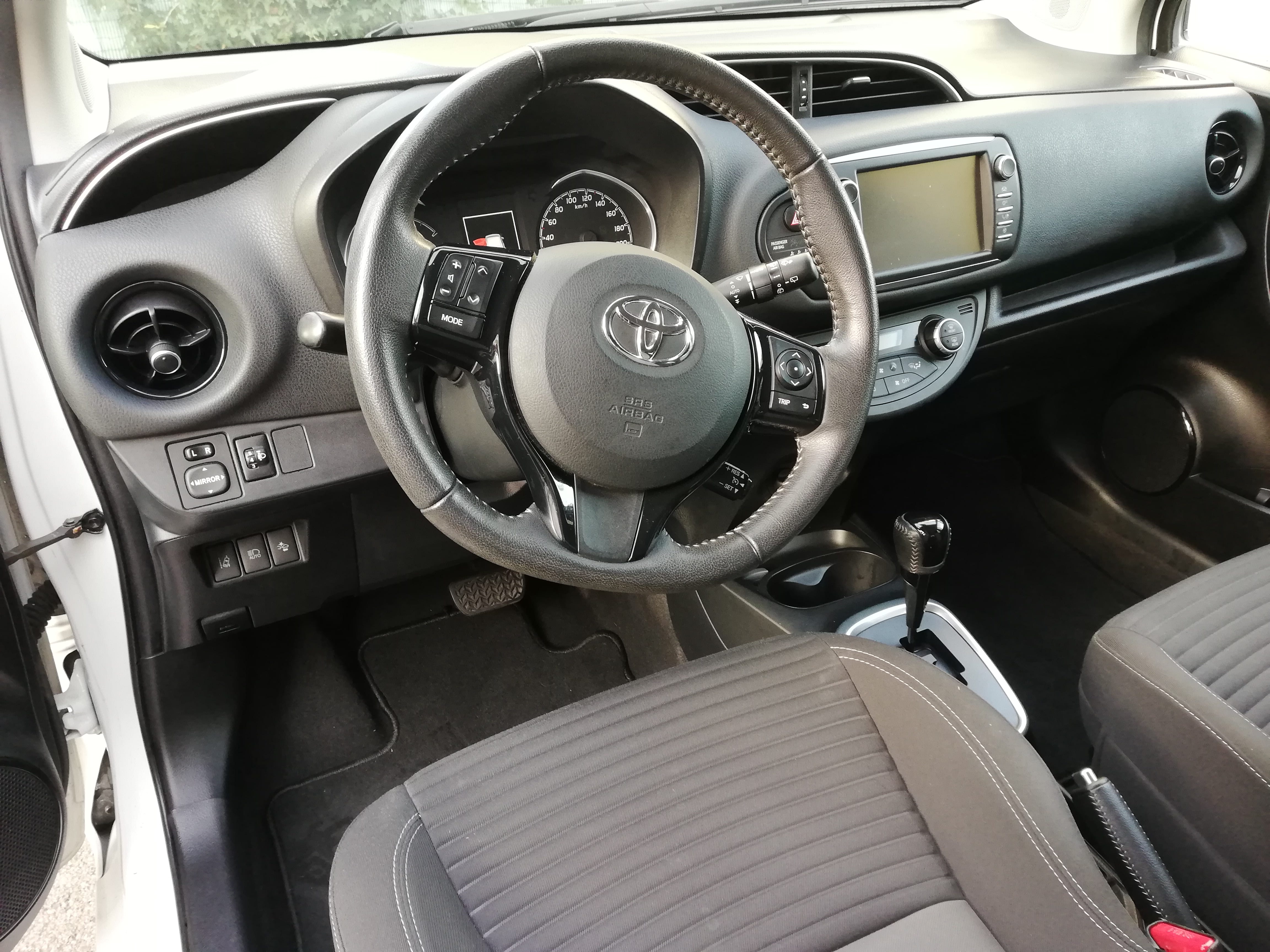 Toyota Yaris Hybride avec Chaines