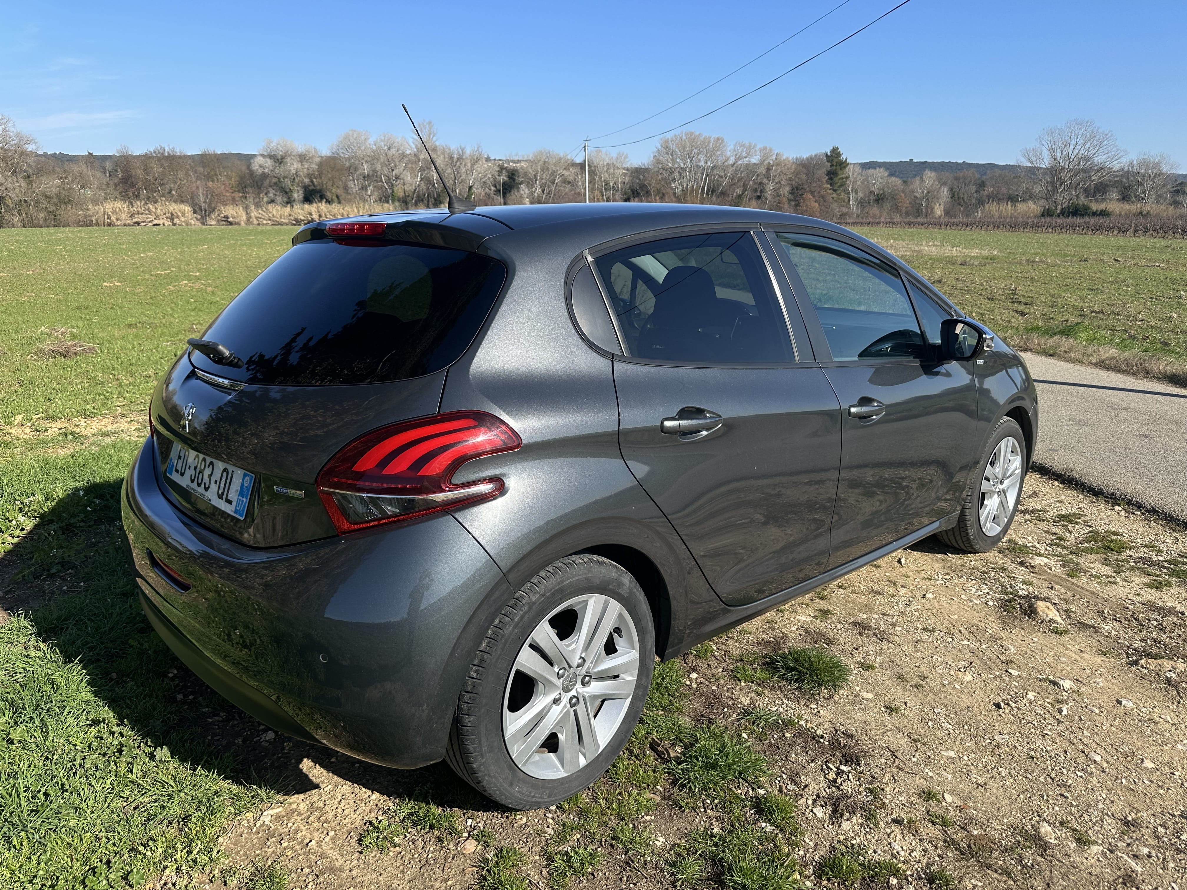 Peugeot 208 avec Régulateur de vitesse
