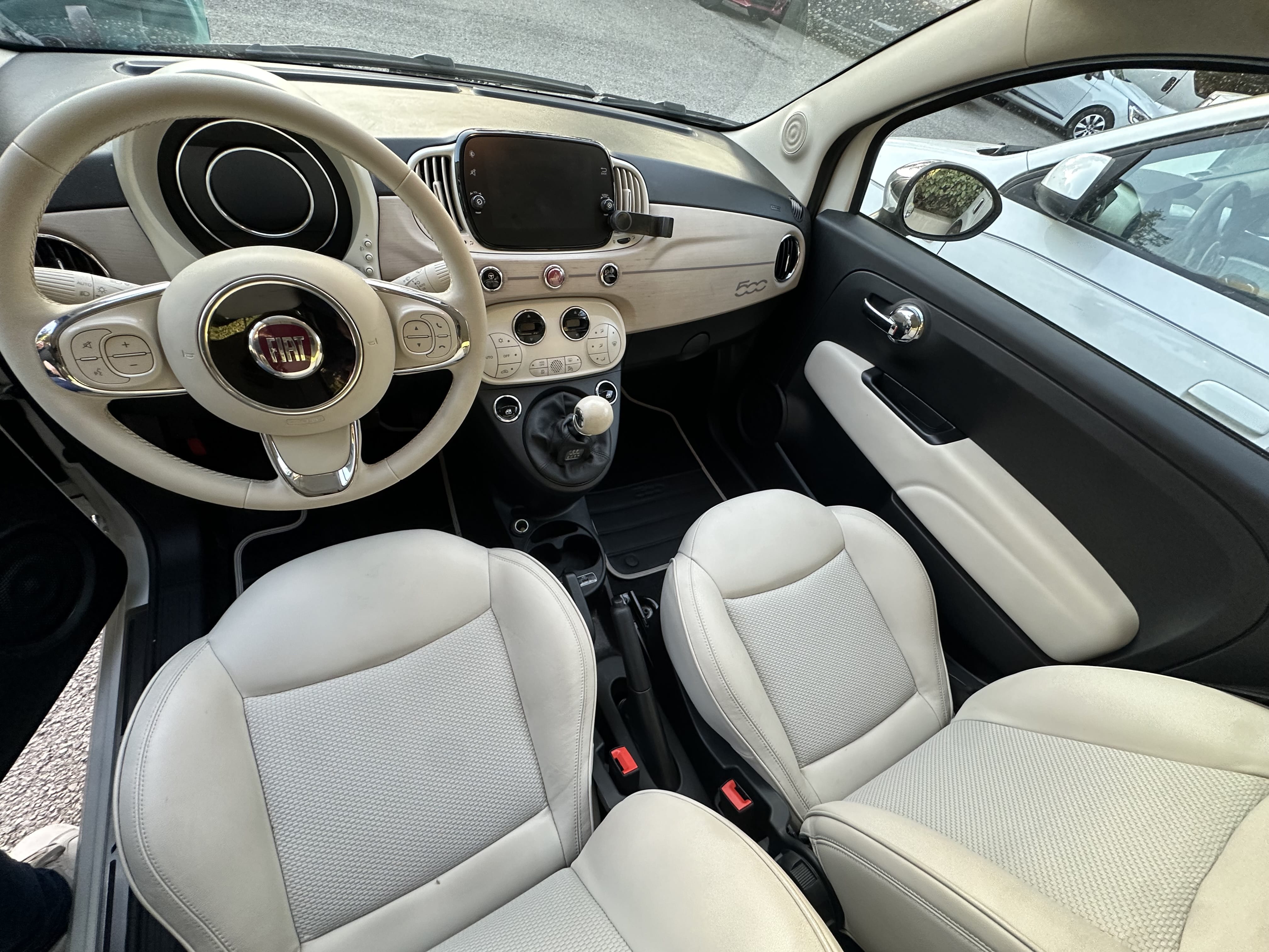 Fiat 500 C Hybride avec GPS